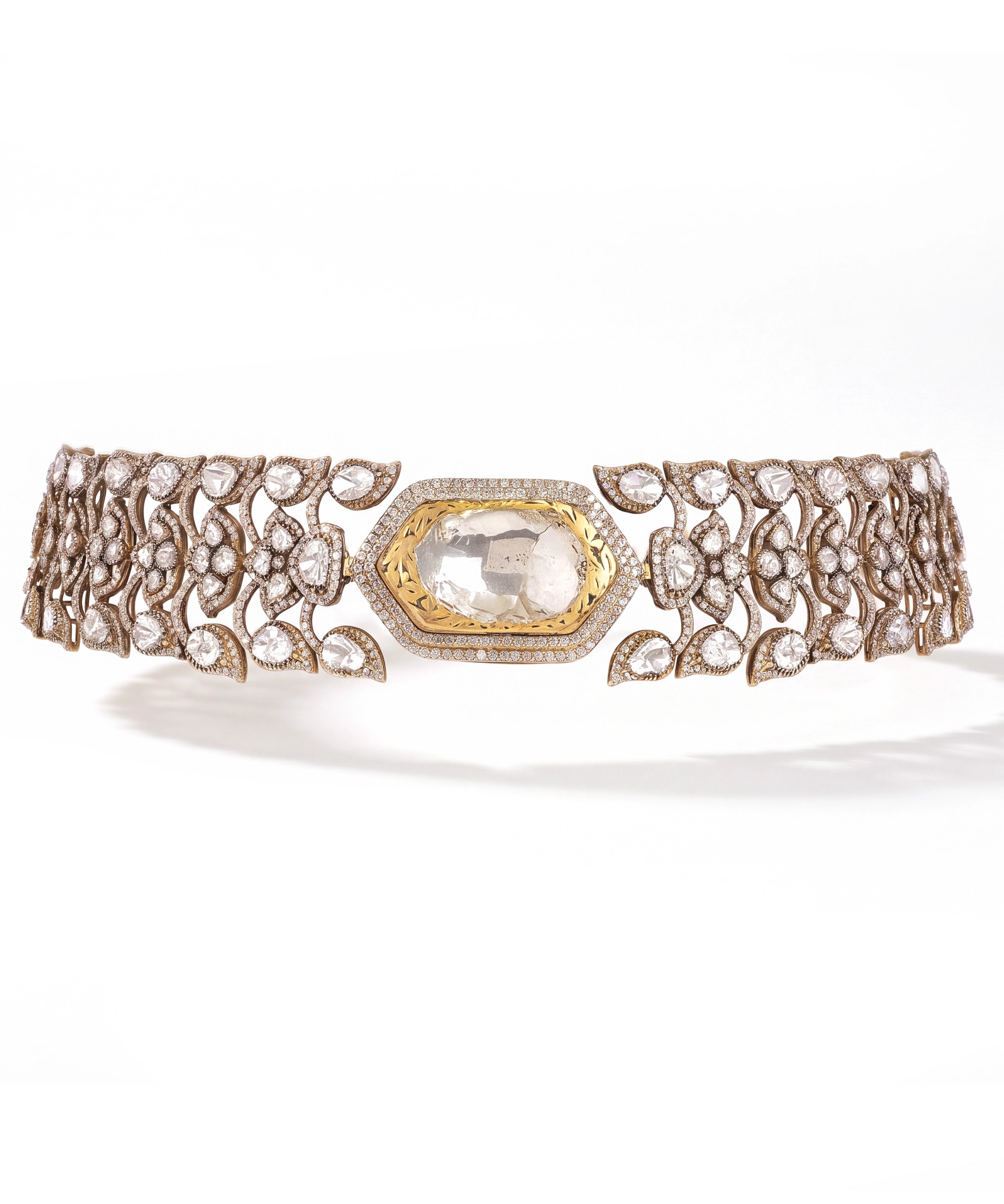 Noor-Choker.webp