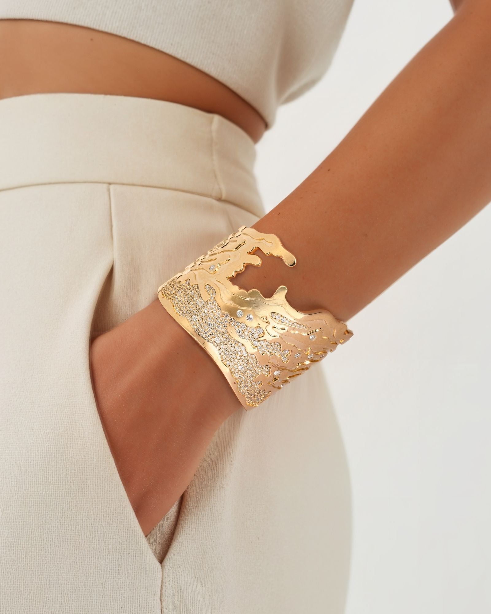 Ocean Waves Cuff | AMARIS JEWELS | Fine Jewelry 