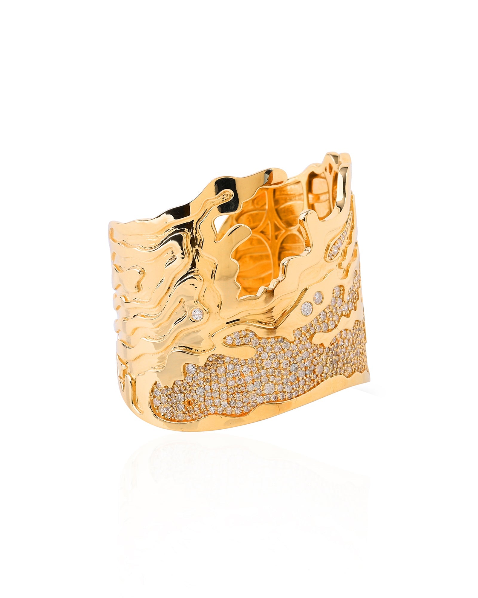 Ocean Waves Cuff | AMARIS JEWELS | Fine Jewelry 