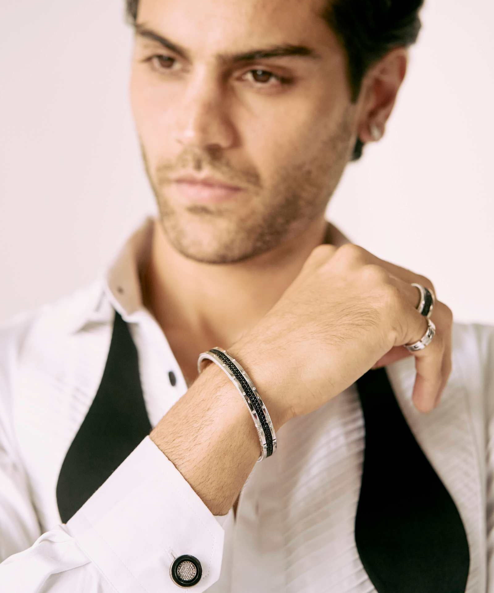 Offtrack Bracelet | AMARIS JEWELS | Fine Jewelry 