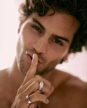 Offtrack Ice Ring | AMARIS JEWELS | Fine Jewelry 