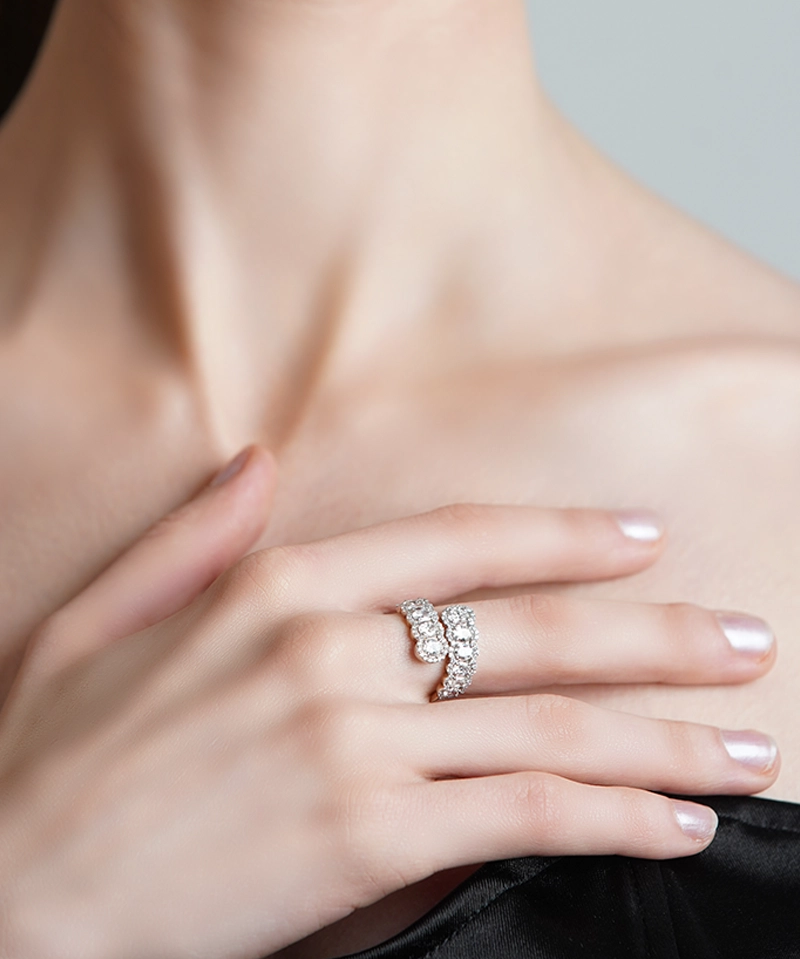 Oval Soiree Ring | AMARIS JEWELS | Fine Jewelry 