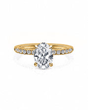 Over the moon Ring | AMARIS JEWELS | Fine Jewelry