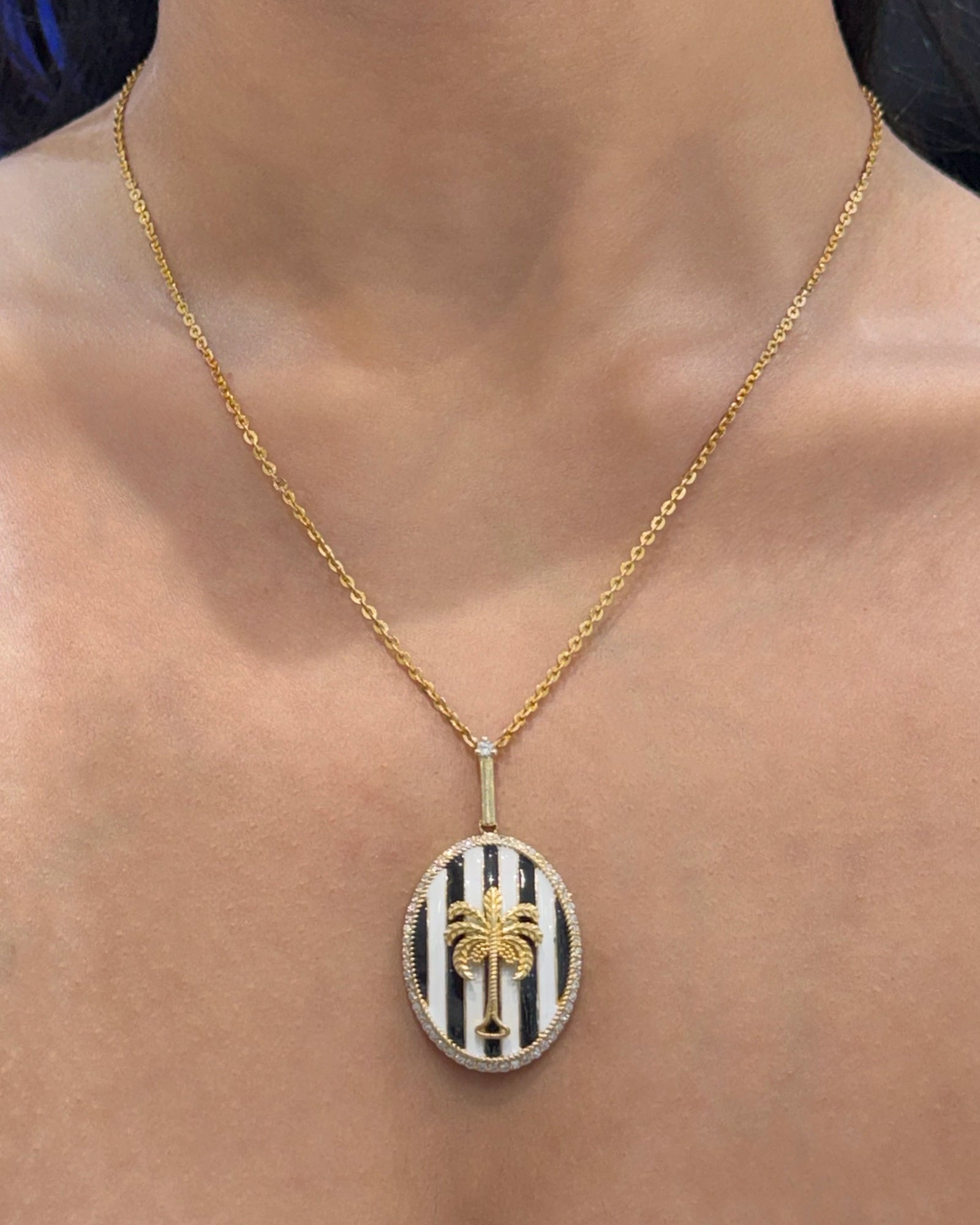 Palm Springs Pendant | AMARIS JEWELS | Fine Jewelry 