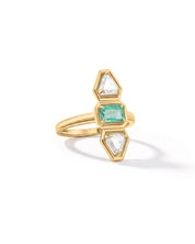 Pause Emerald Ring | AMARIS JEWELS | Fine Jewelry
