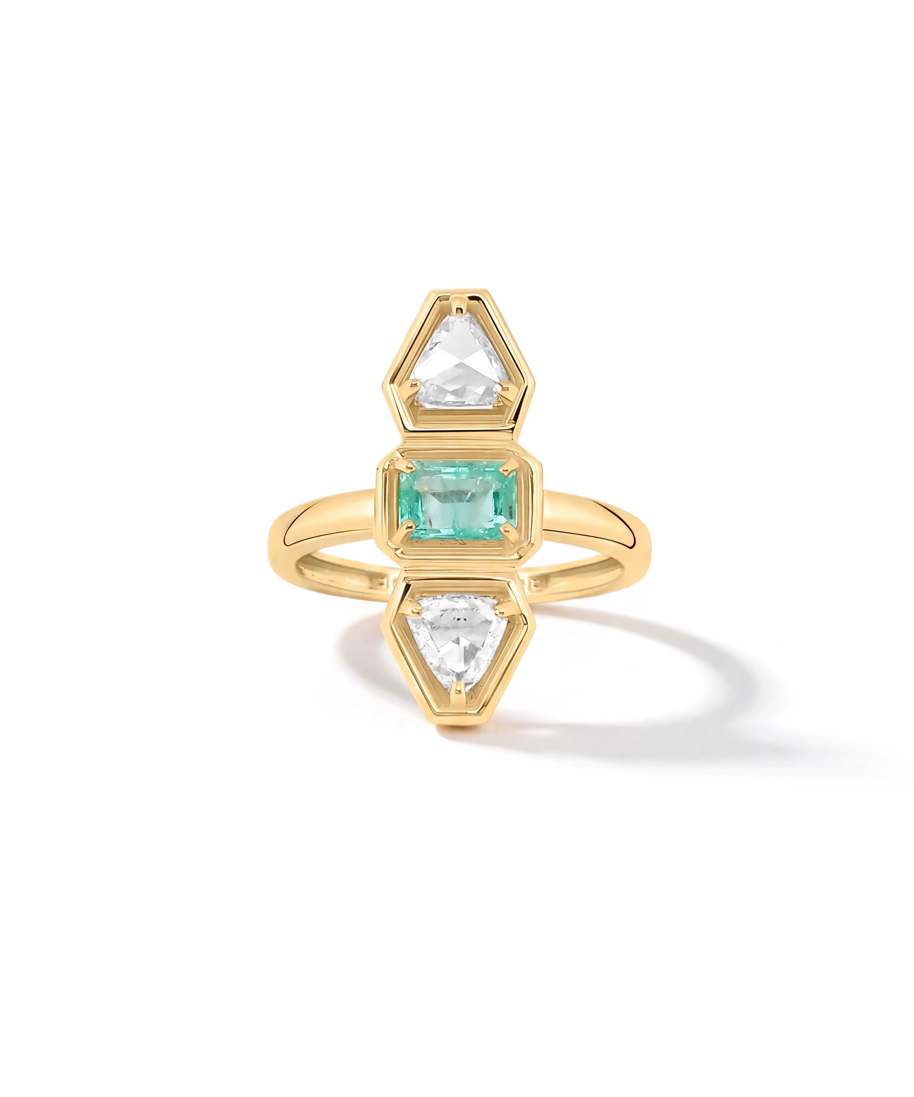 Pause Emerald Ring | AMARIS JEWELS | Fine Jewelry
