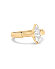 Pause Point Diamond Ring | AMARIS JEWELS | Fine Jewelry