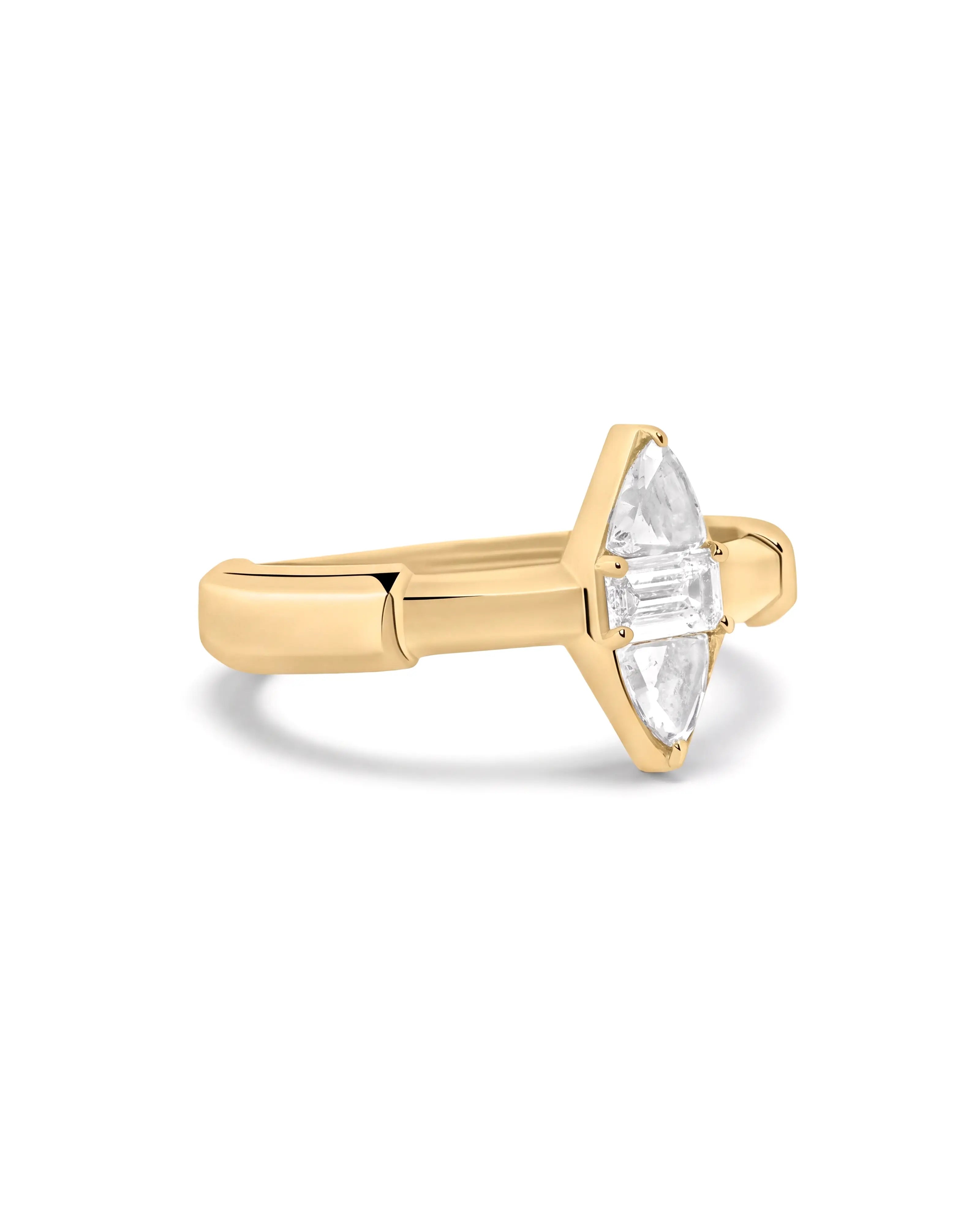 Pause Point Diamond Ring | AMARIS JEWELS | Fine Jewelry