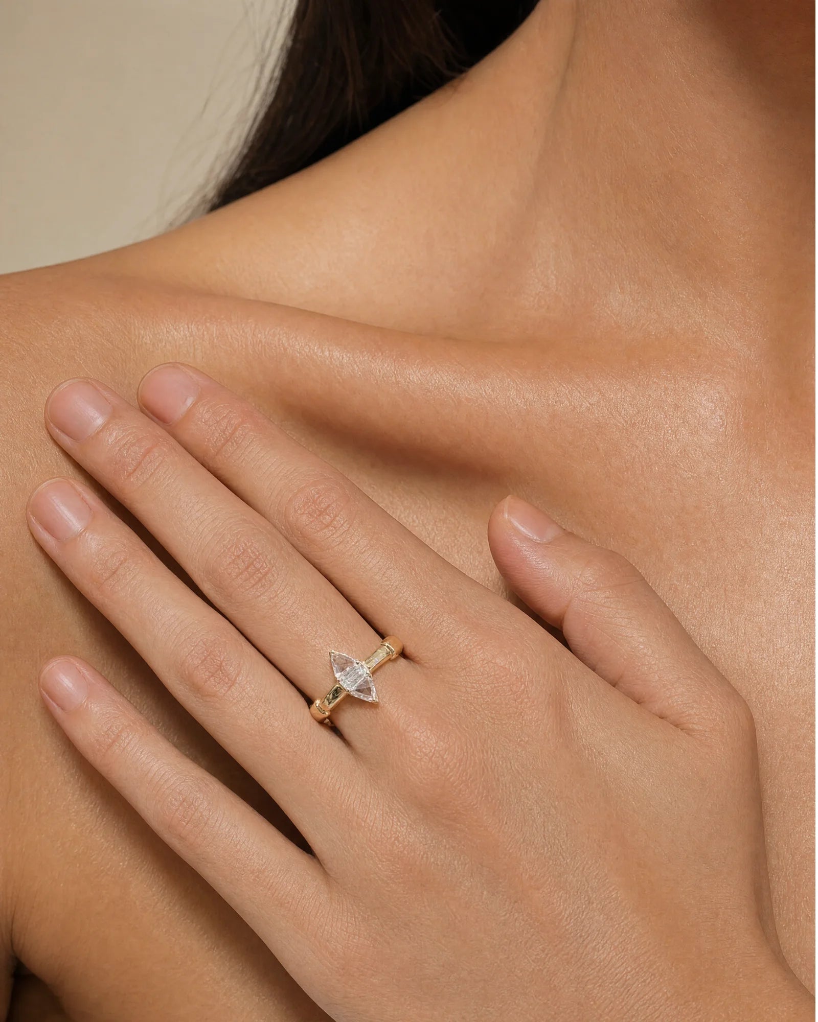 Pause Point Diamond Ring | AMARIS JEWELS | Fine Jewelry