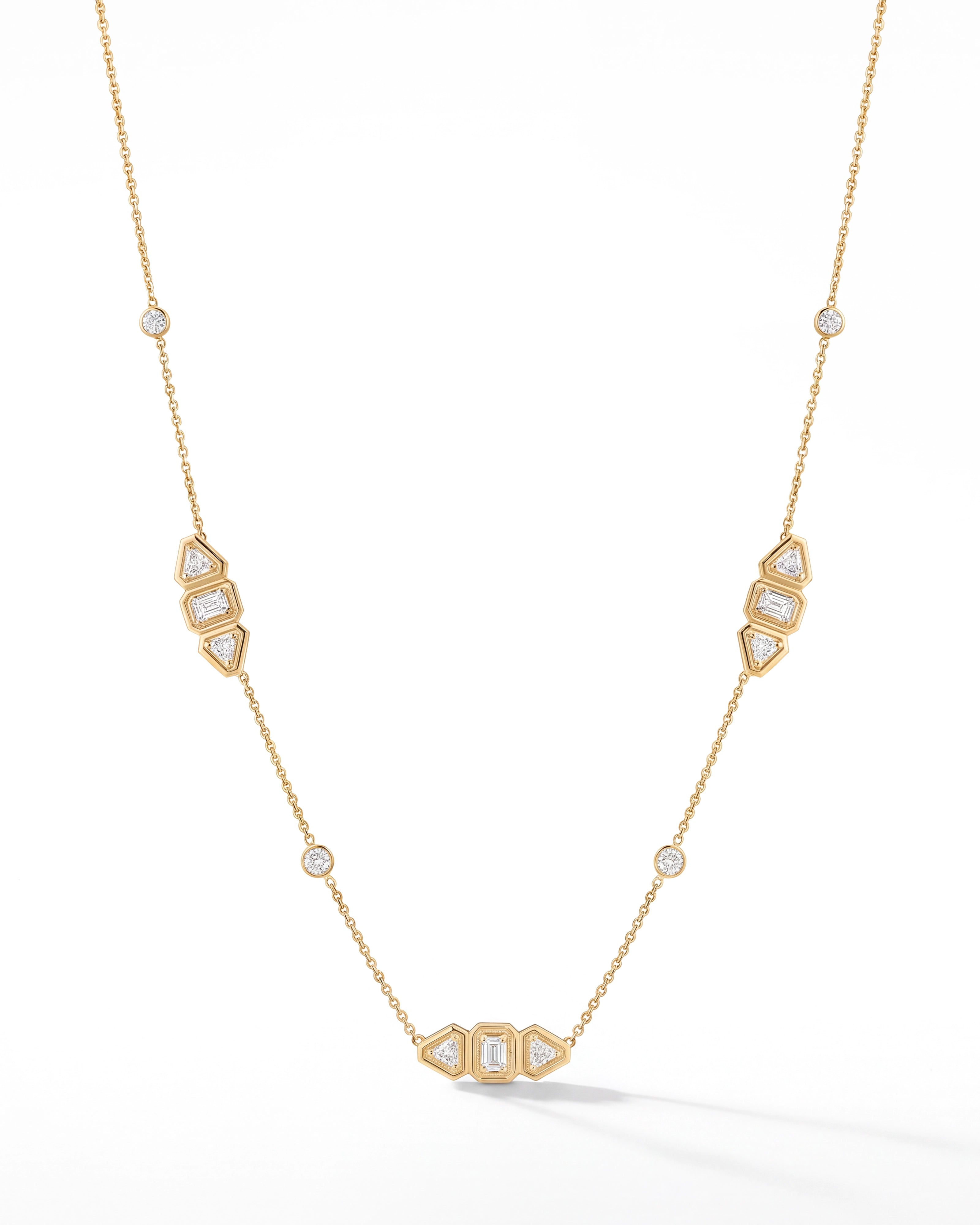 Pause Trail Necklace | AMARIS JEWELS | Fine Jewelry
