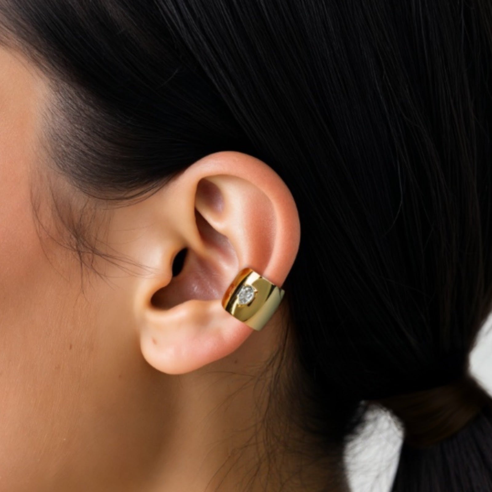 Pear Pop Ear Cuff | AMARIS JEWELS | Fine Jewelry 