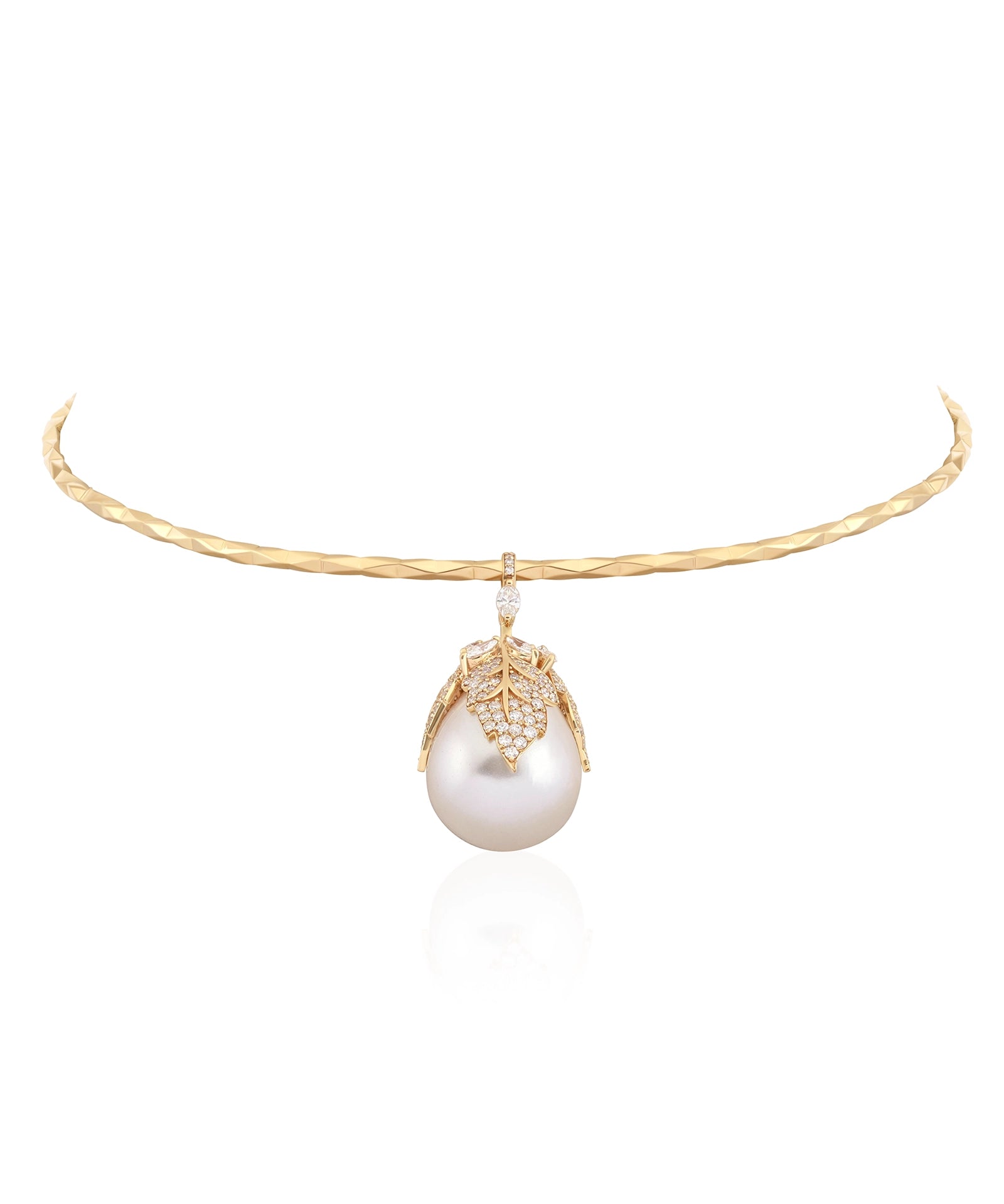 Pearl Drop Torque | AMARIS JEWELS | Fine Jewelry 
