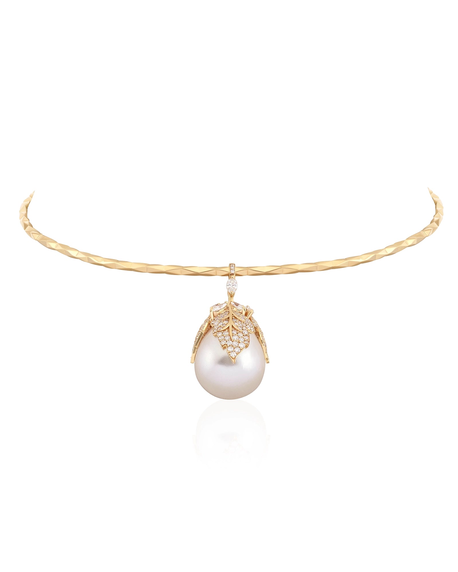 Pearl Drop Torque | AMARIS JEWELS | Fine Jewelry 