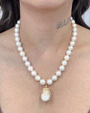 Pearl Noire Necklace | AMARIS JEWELS | Fine Jewelry 