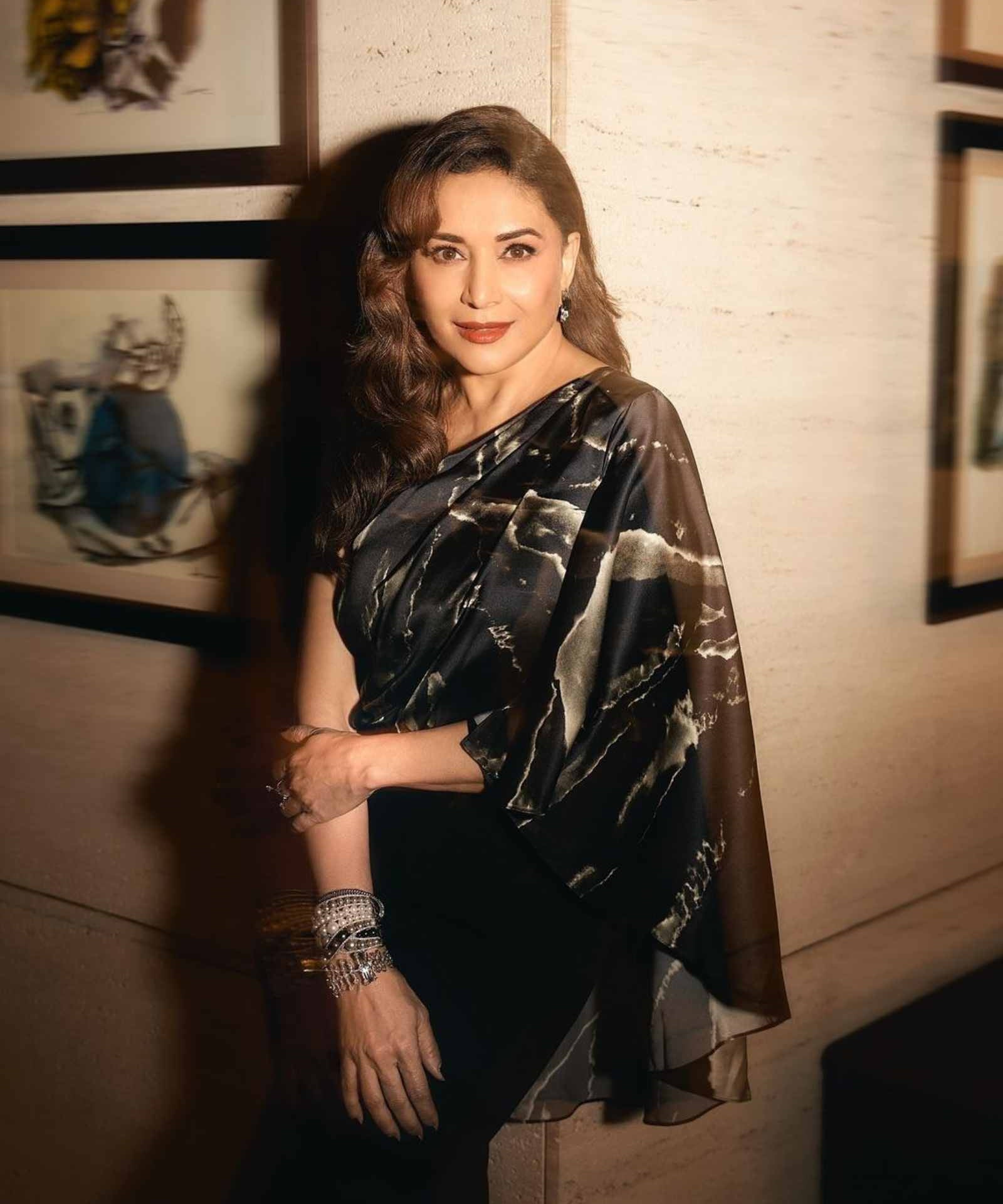 Pearls Crossover Bracelet | AMARIS JEWELS | Fine Jewelry 