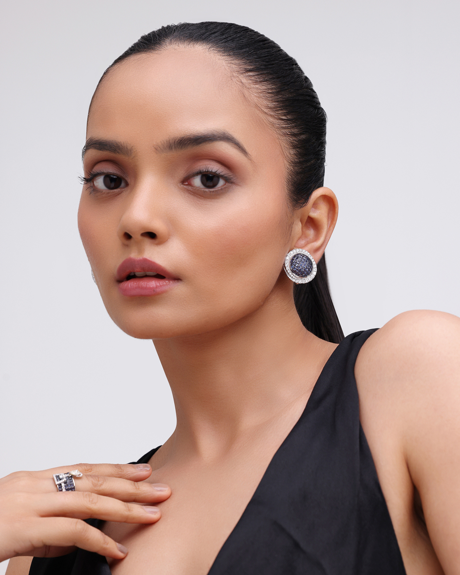 Prism Studs | AMARIS JEWELS | Fine Jewelry 