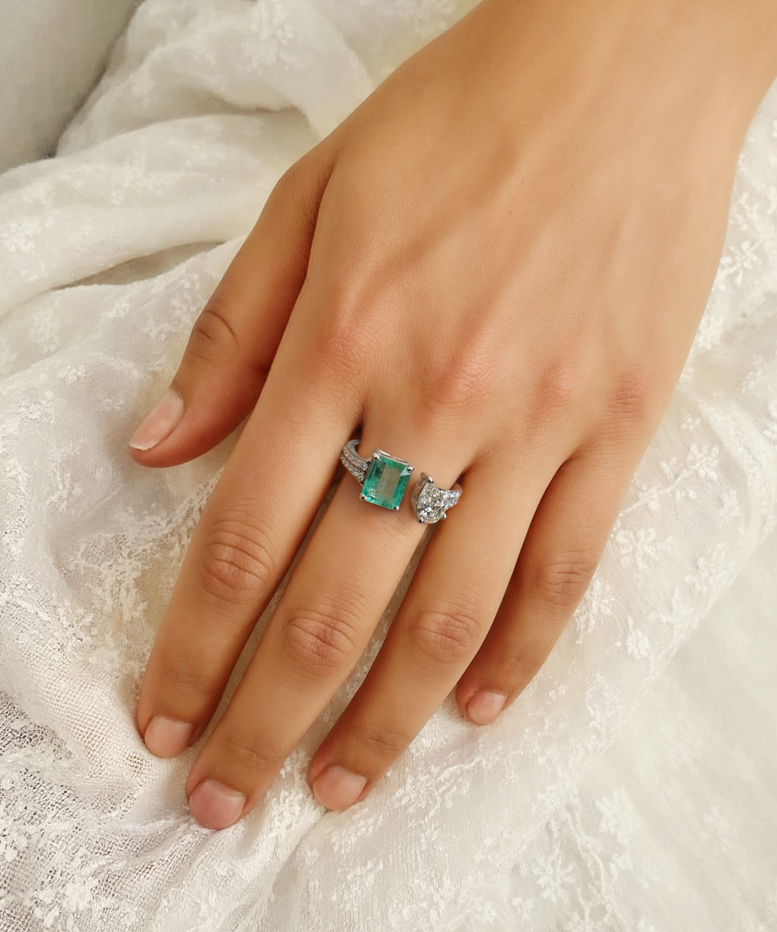 Rendevous Ring | AMARIS JEWELS | Fine Jewelry 