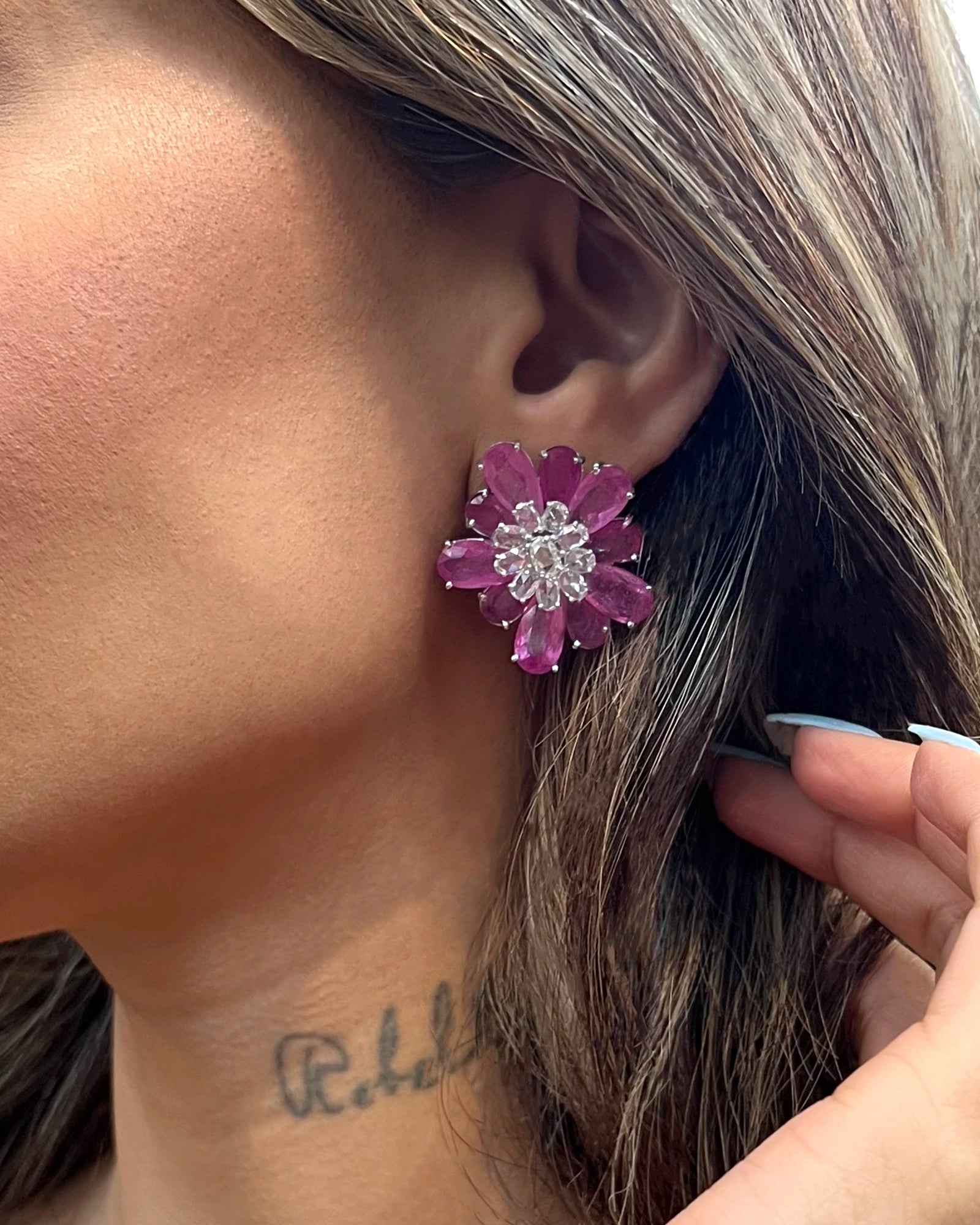 Ruby Daisy Earrings | AMARIS JEWELS | Fine Jewelry 