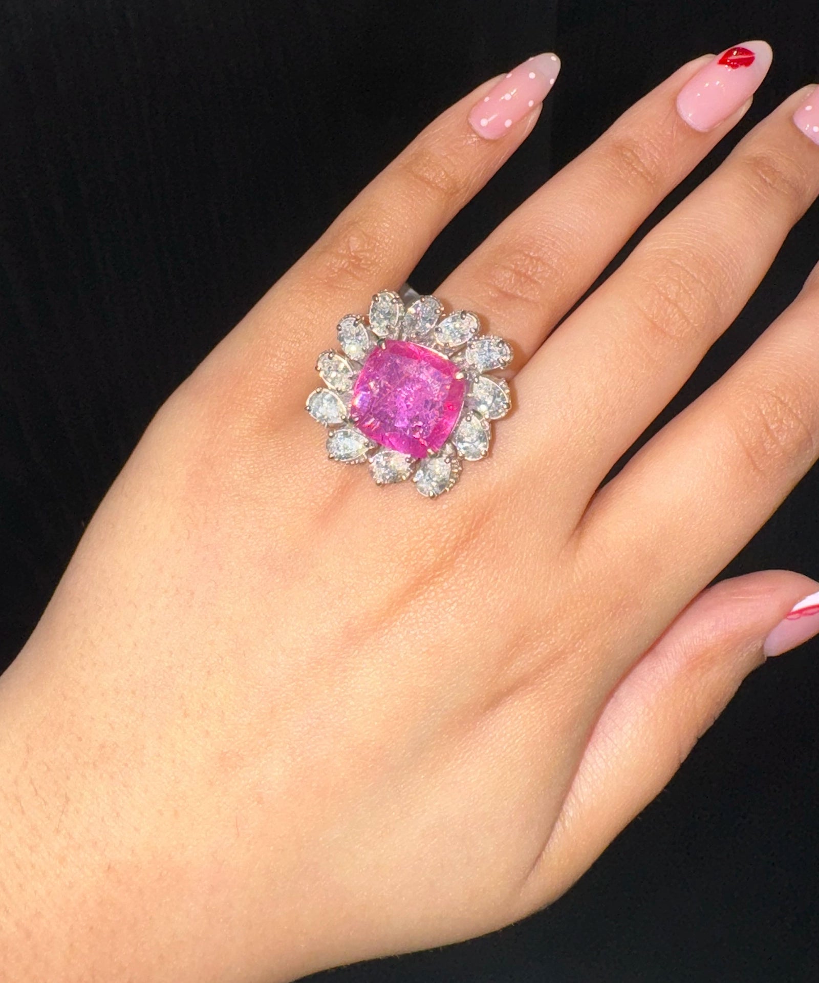 Ruby Dreams Ring | AMARIS JEWELS | Fine Jewelry 