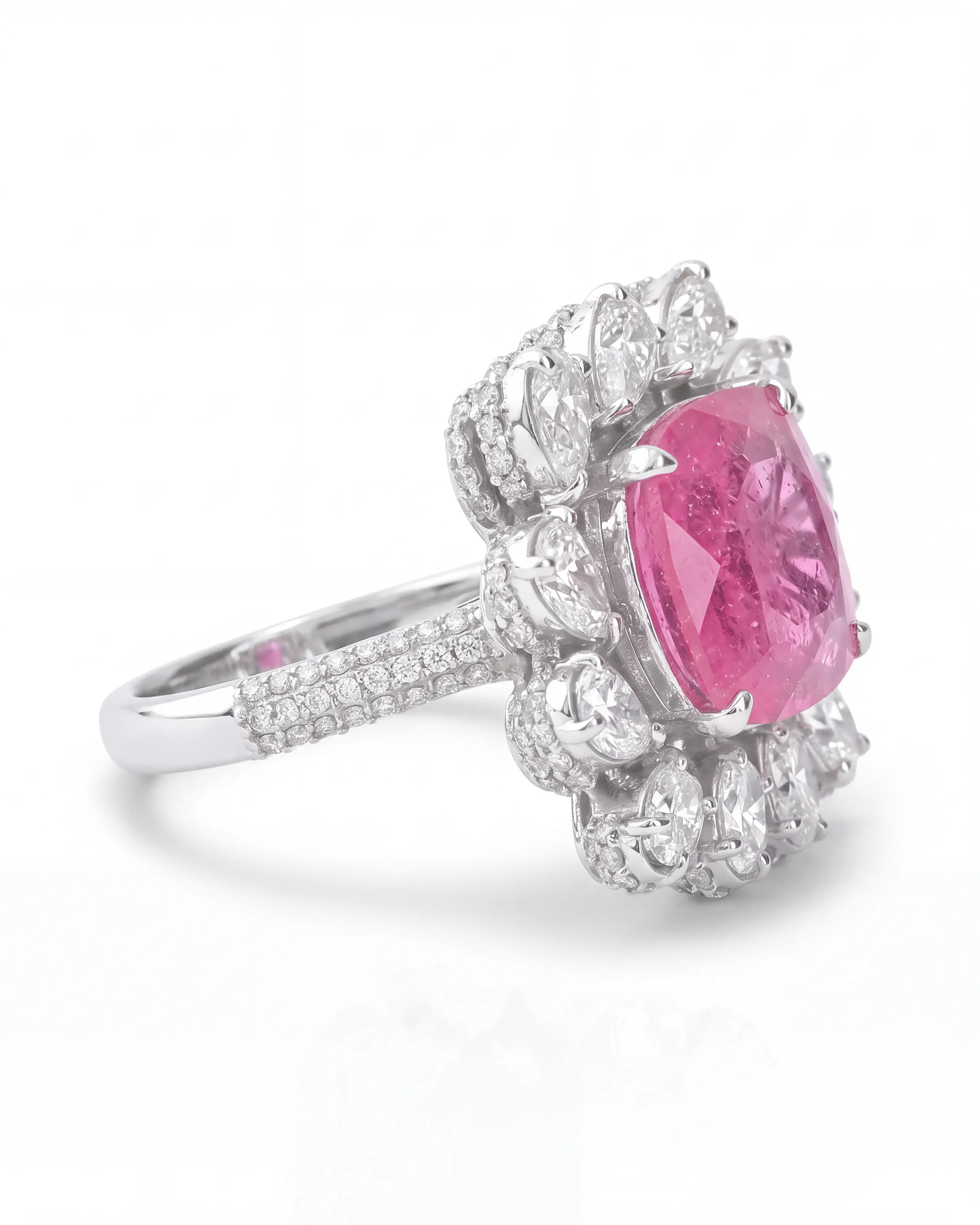Ruby Dreams Ring | AMARIS JEWELS | Fine Jewelry