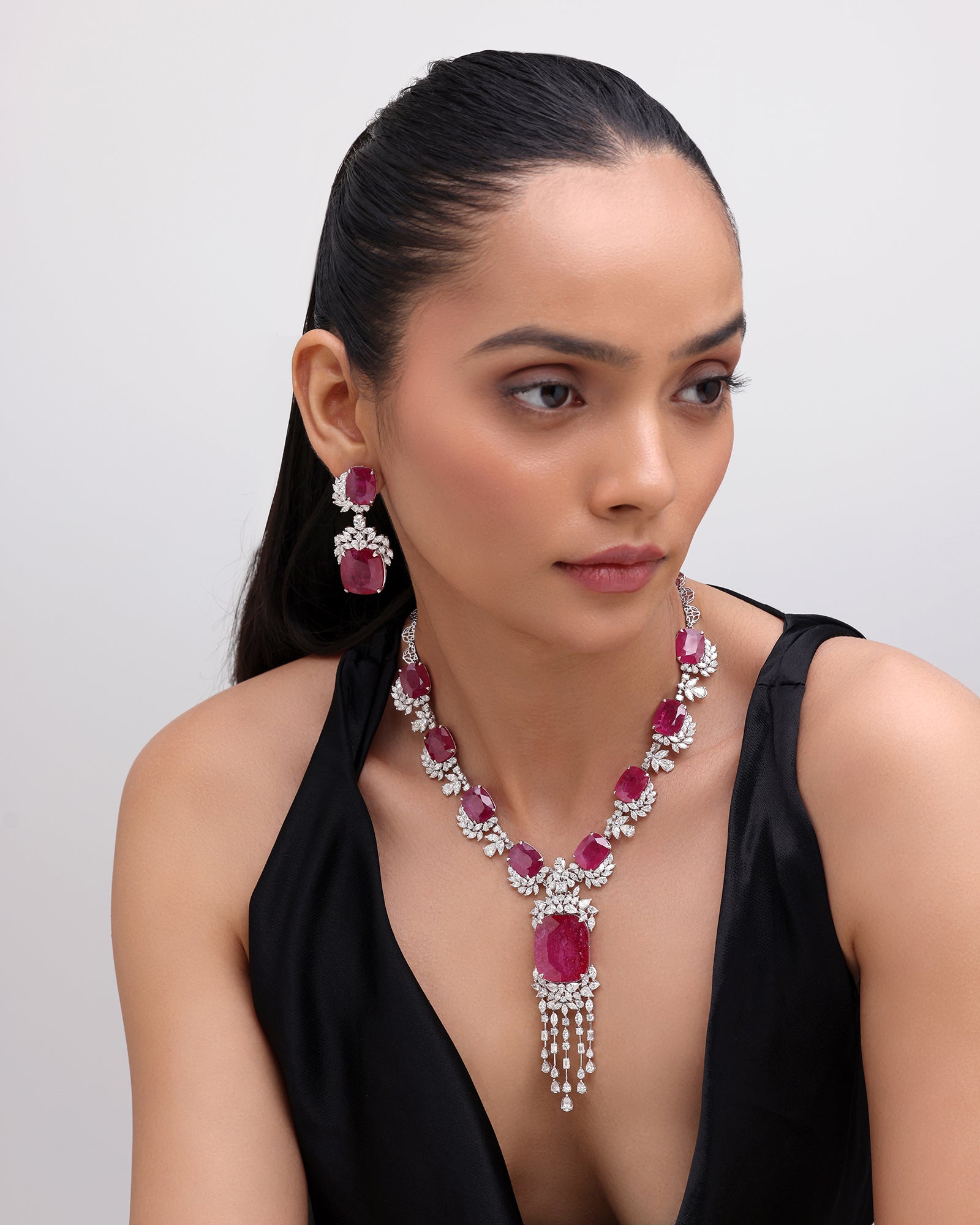Ruby Rouge Necklace | AMARIS JEWELS | Fine Jewelry 