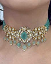 Ruhaani Emerald Choker | AMARIS JEWELS | Fine Jewelry 