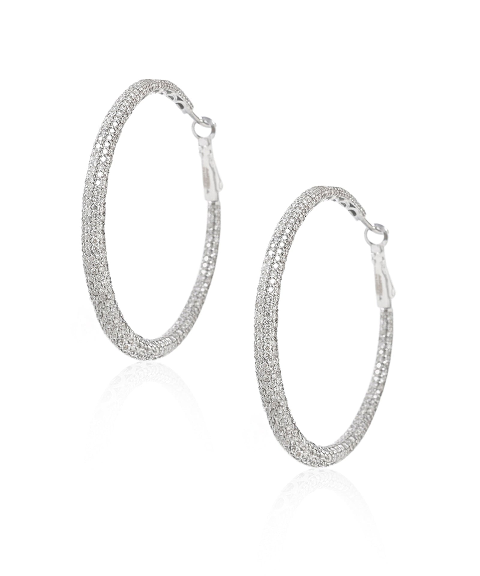 Run The World Hoops | AMARIS JEWELS | Fine Jewelry 