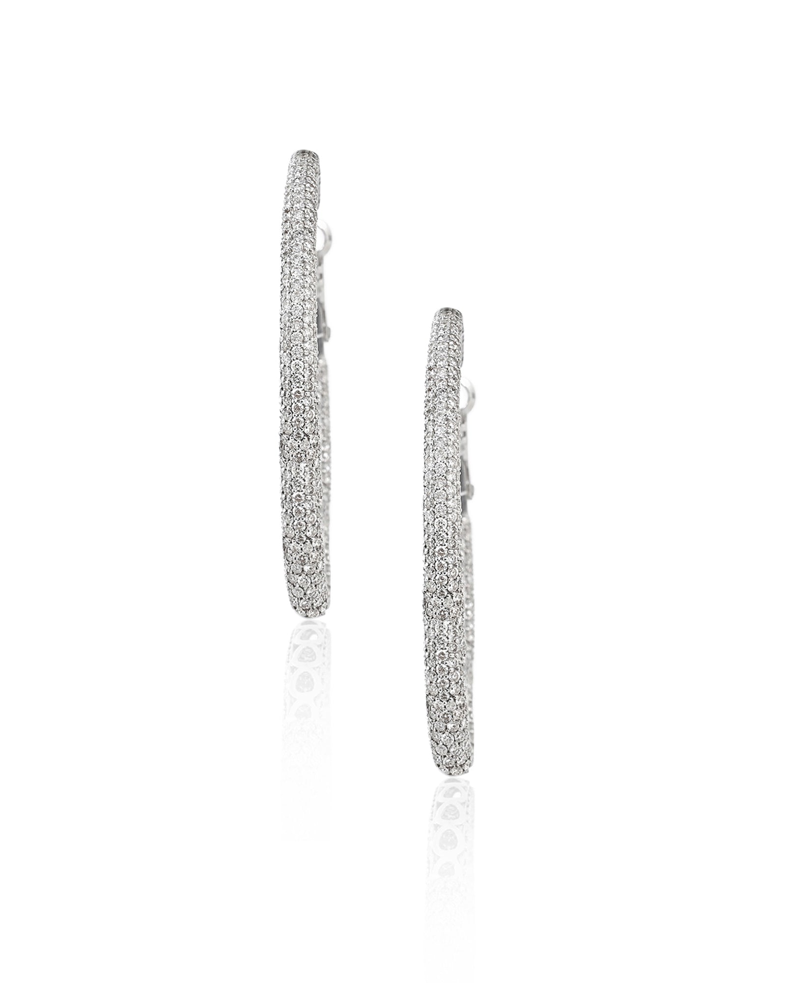 Run The World Hoops | AMARIS JEWELS | Fine Jewelry 