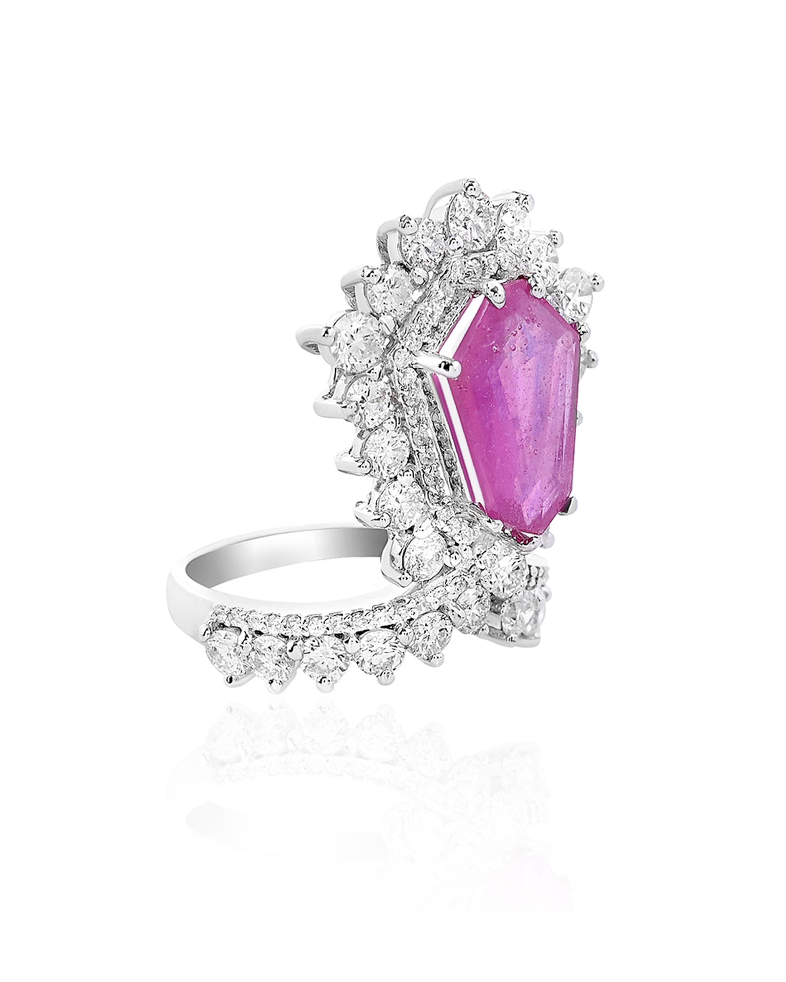Runway Ready Ring | AMARIS JEWELS | Fine Jewelry 