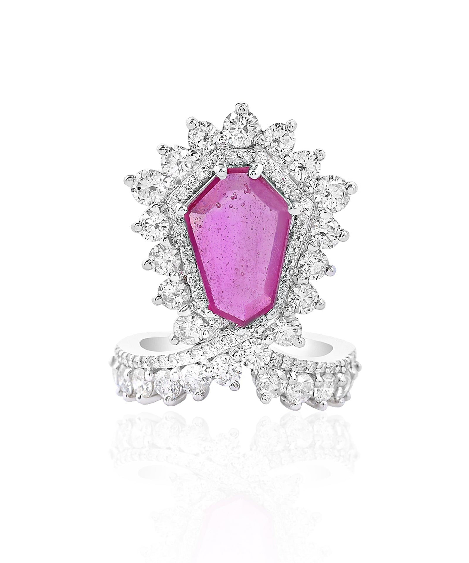 Runway Ready Ring | AMARIS JEWELS | Fine Jewelry 