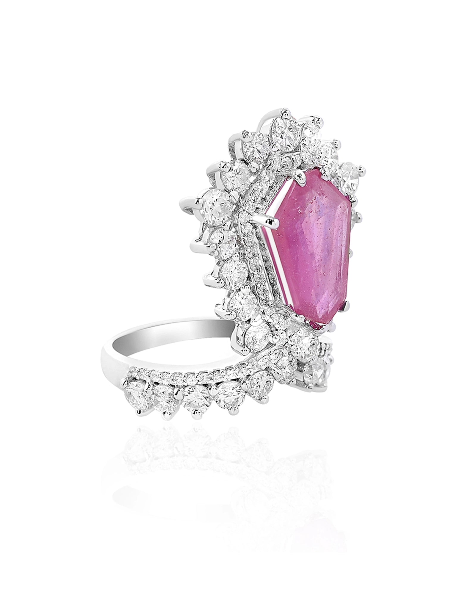 Runway Ready Ring | AMARIS JEWELS | Fine Jewelry 
