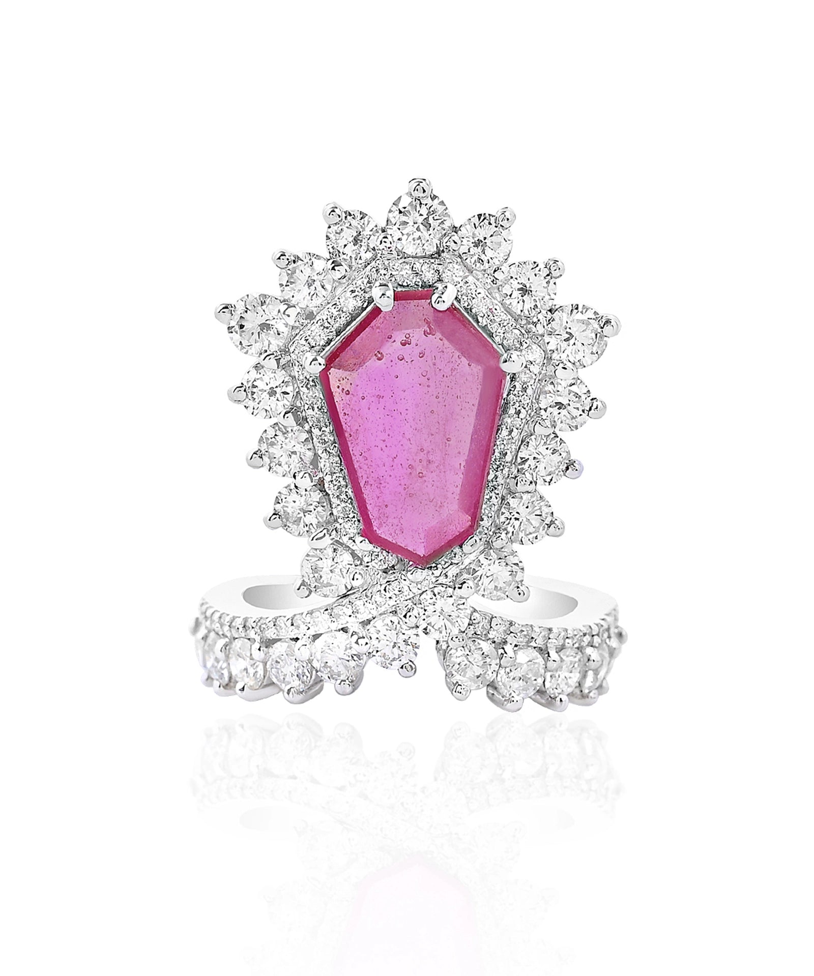 Runway Ready Ring | AMARIS JEWELS | Fine Jewelry 