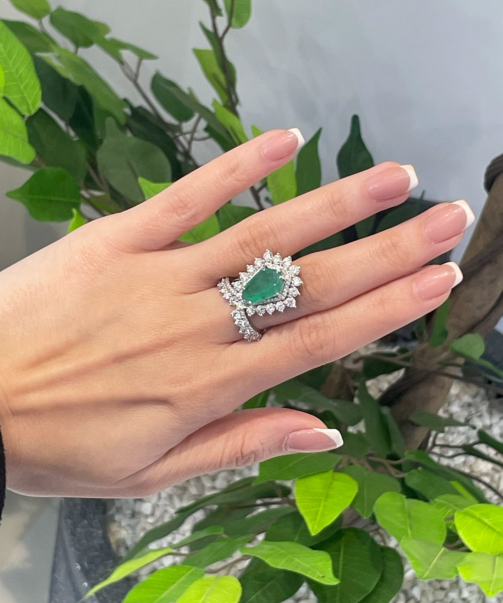Runway Ready Ring (Emeralds) | AMARIS JEWELS | Fine Jewelry 