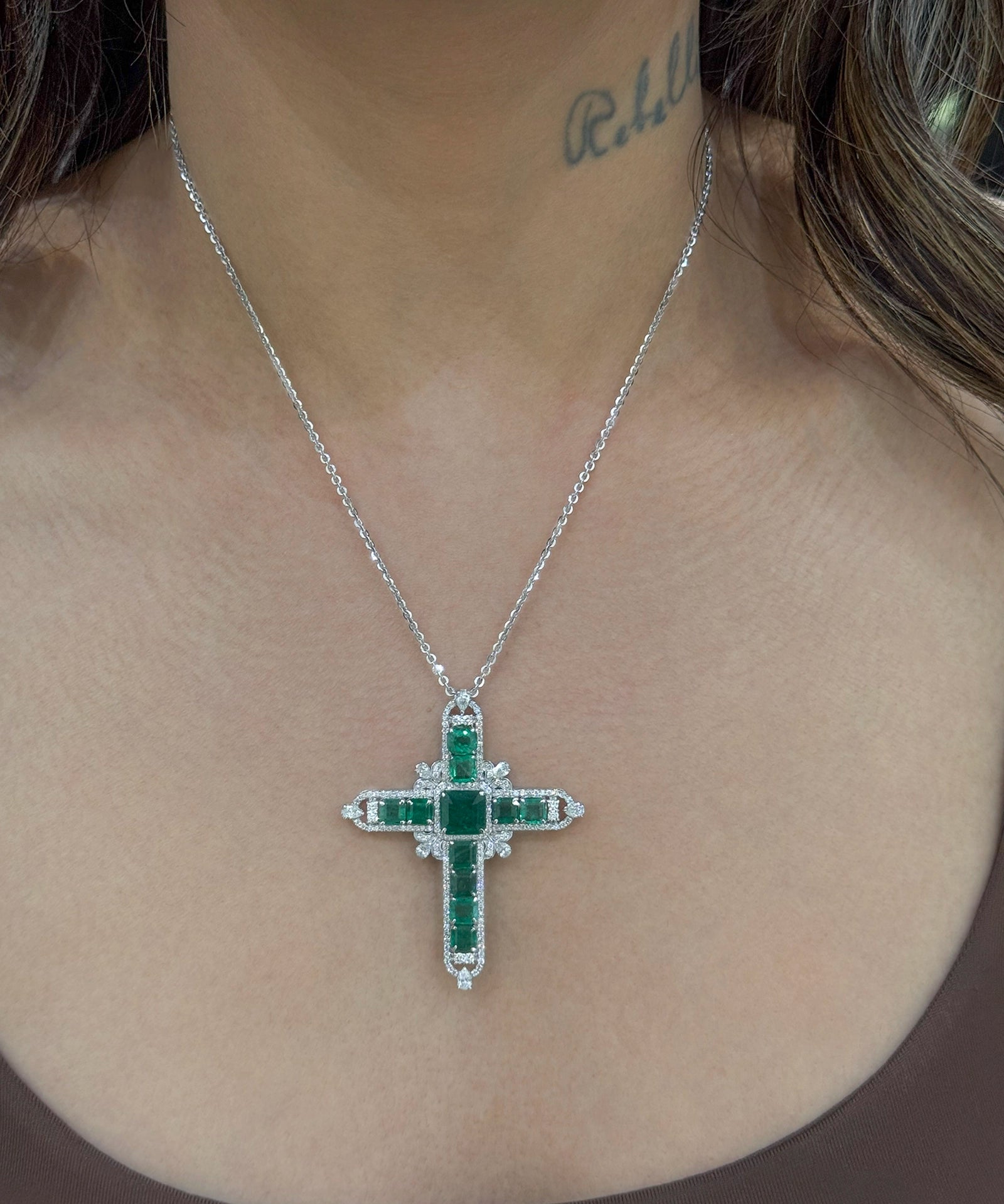 Saint No More Pendant 2.0 | AMARIS JEWELS | Fine Jewelry 