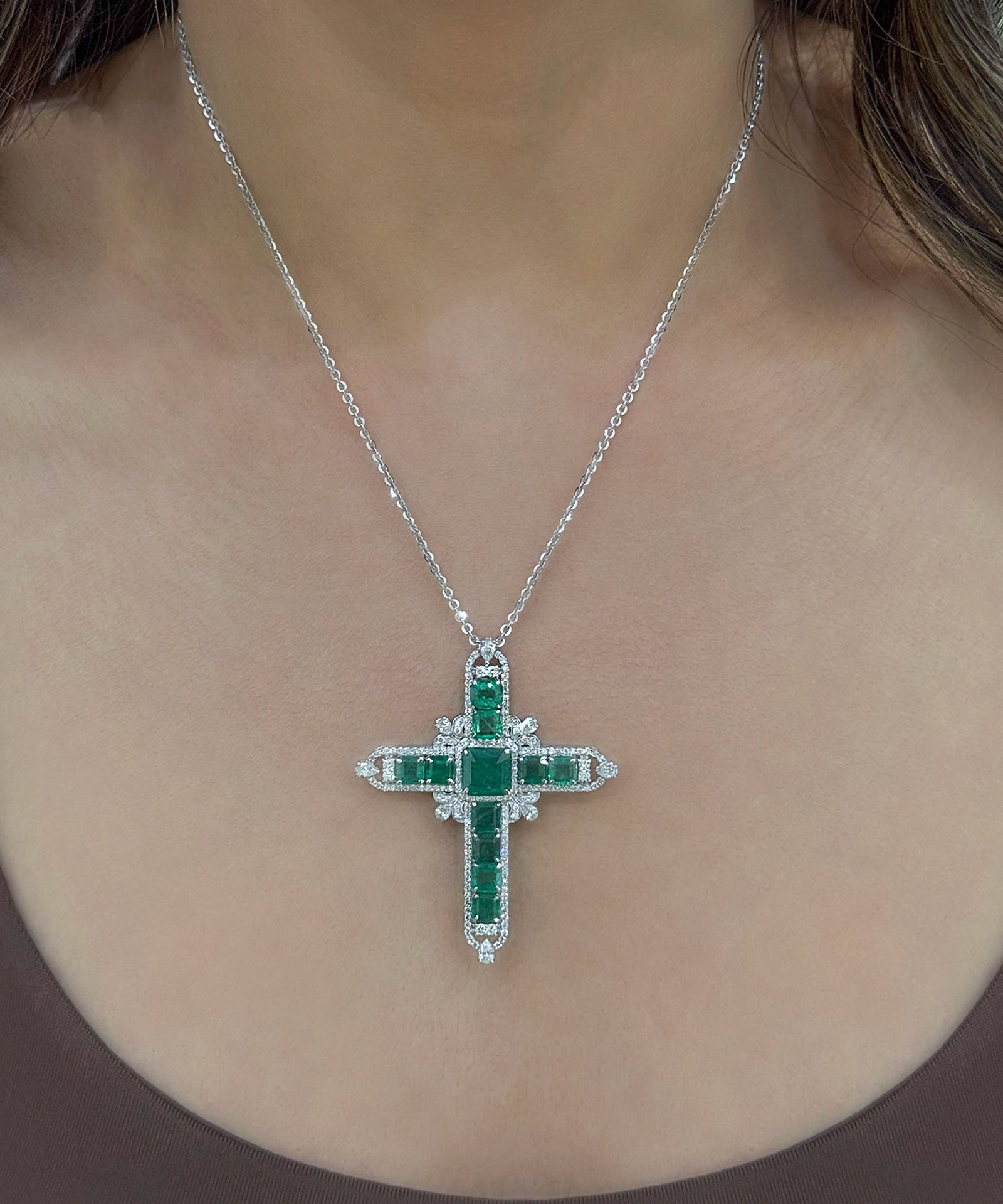 Saint No More Pendant 2.0 | AMARIS JEWELS | Fine Jewelry 