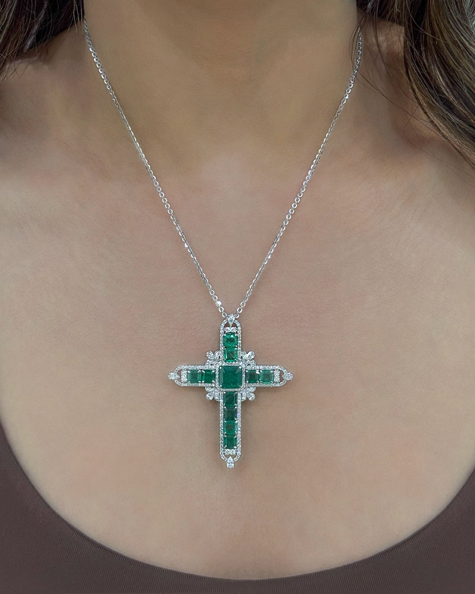 Saint No More Pendant 2.0 | AMARIS JEWELS | Fine Jewelry 
