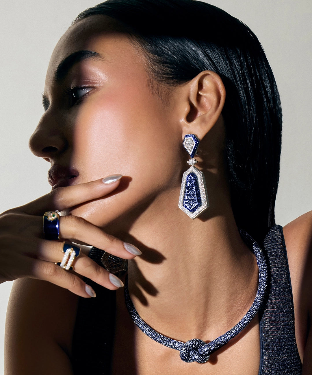 Shield - It Earrings ( Blue ) | AMARIS JEWELS | Fine Jewelry 