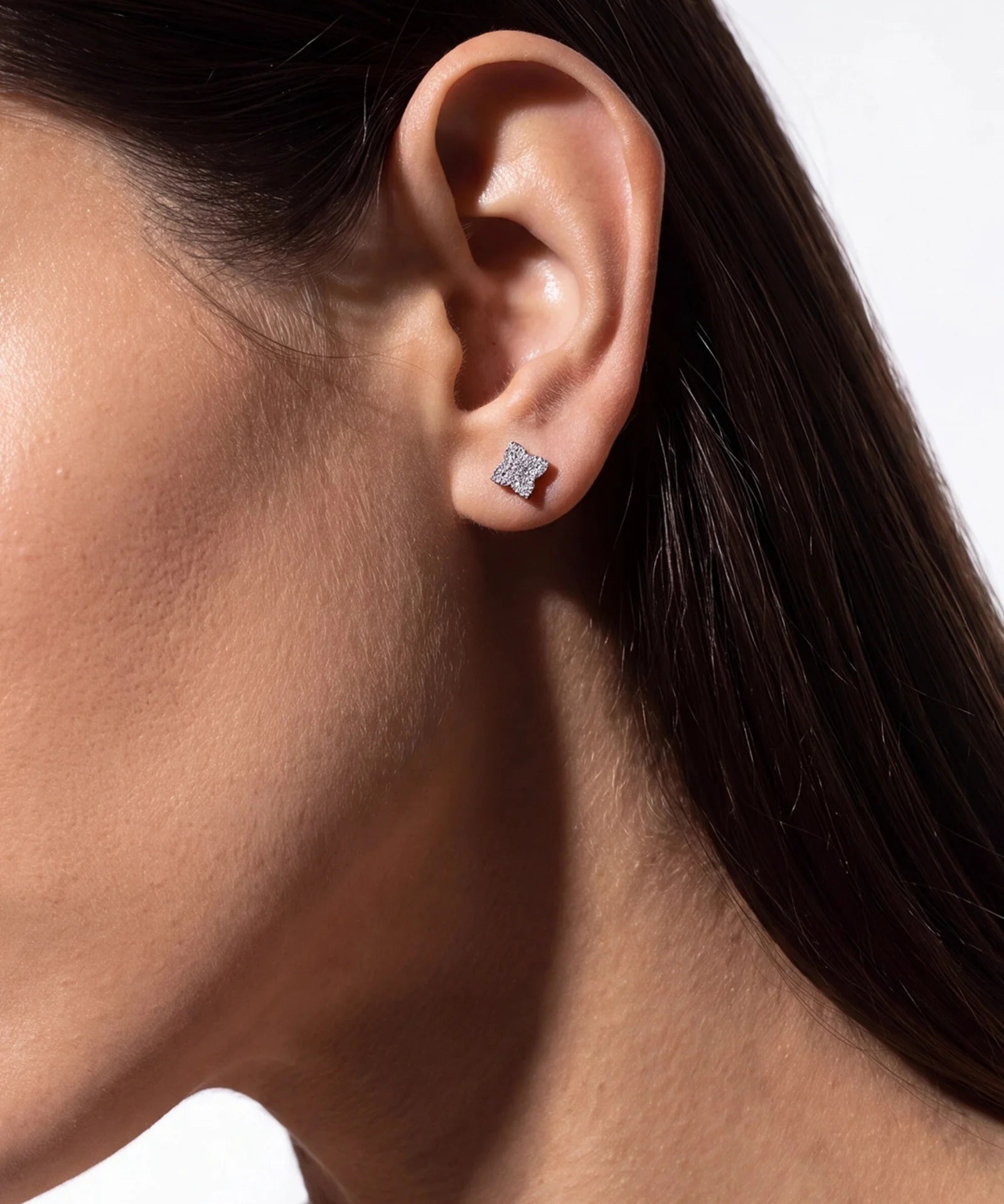 Sparkle Spear studs | AMARIS JEWELS | Fine Jewelry