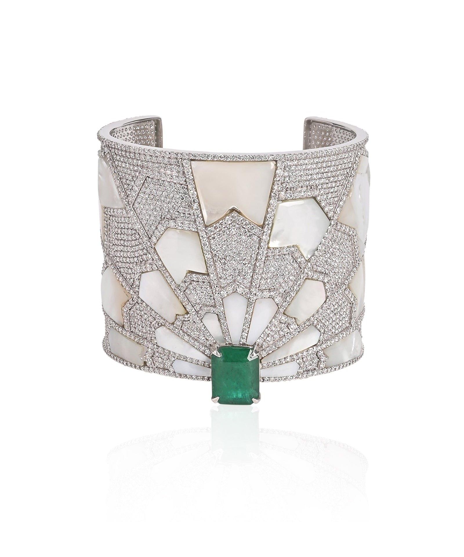 Starburst Emerald Cuff | AMARIS JEWELS | Fine Jewelry 