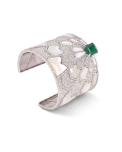 Starburst Emerald Cuff | AMARIS JEWELS | Fine Jewelry