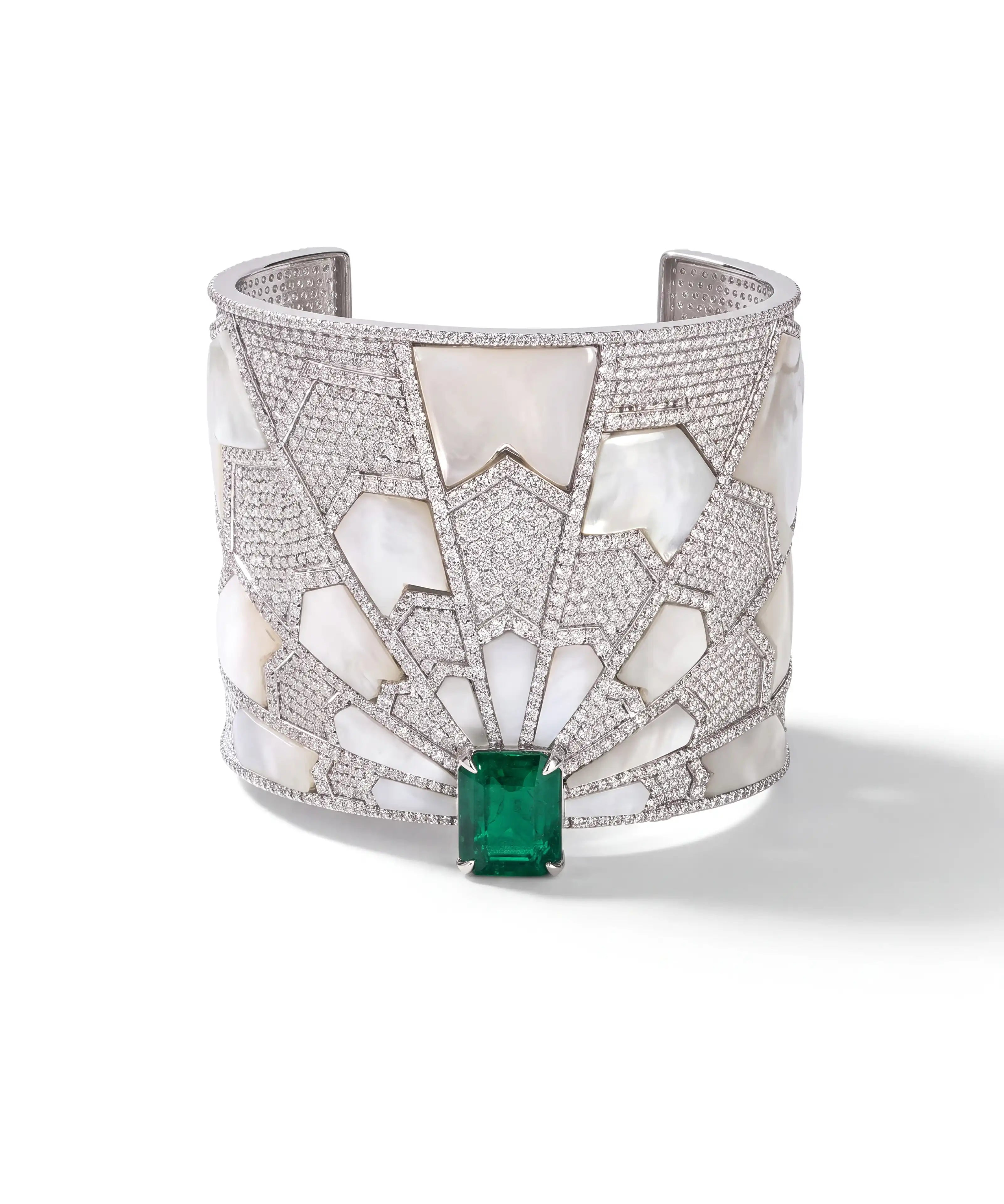 Starburst Emerald Cuff | AMARIS JEWELS | Fine Jewelry