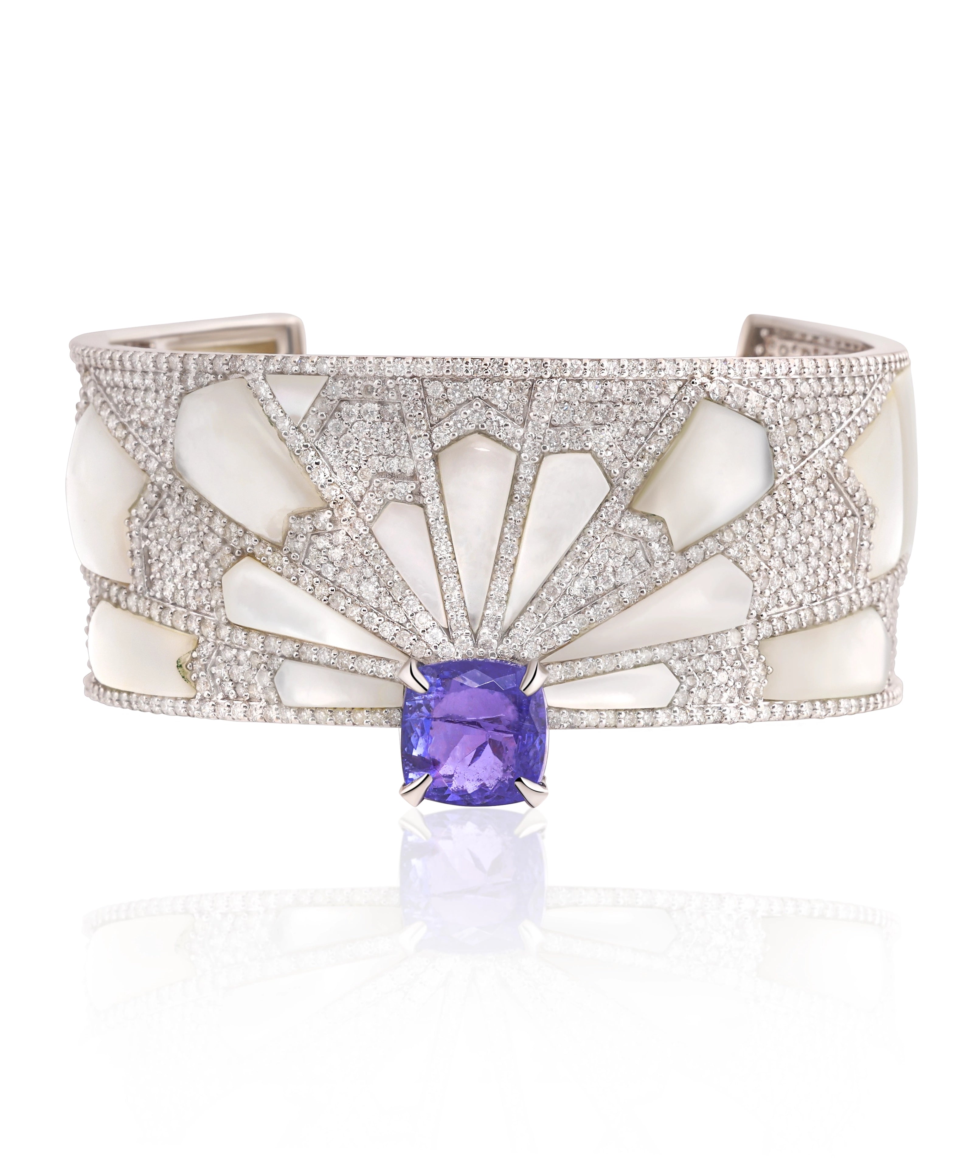 Starbust Tanzanite Cuff (Slim) | AMARIS JEWELS | Fine Jewelry