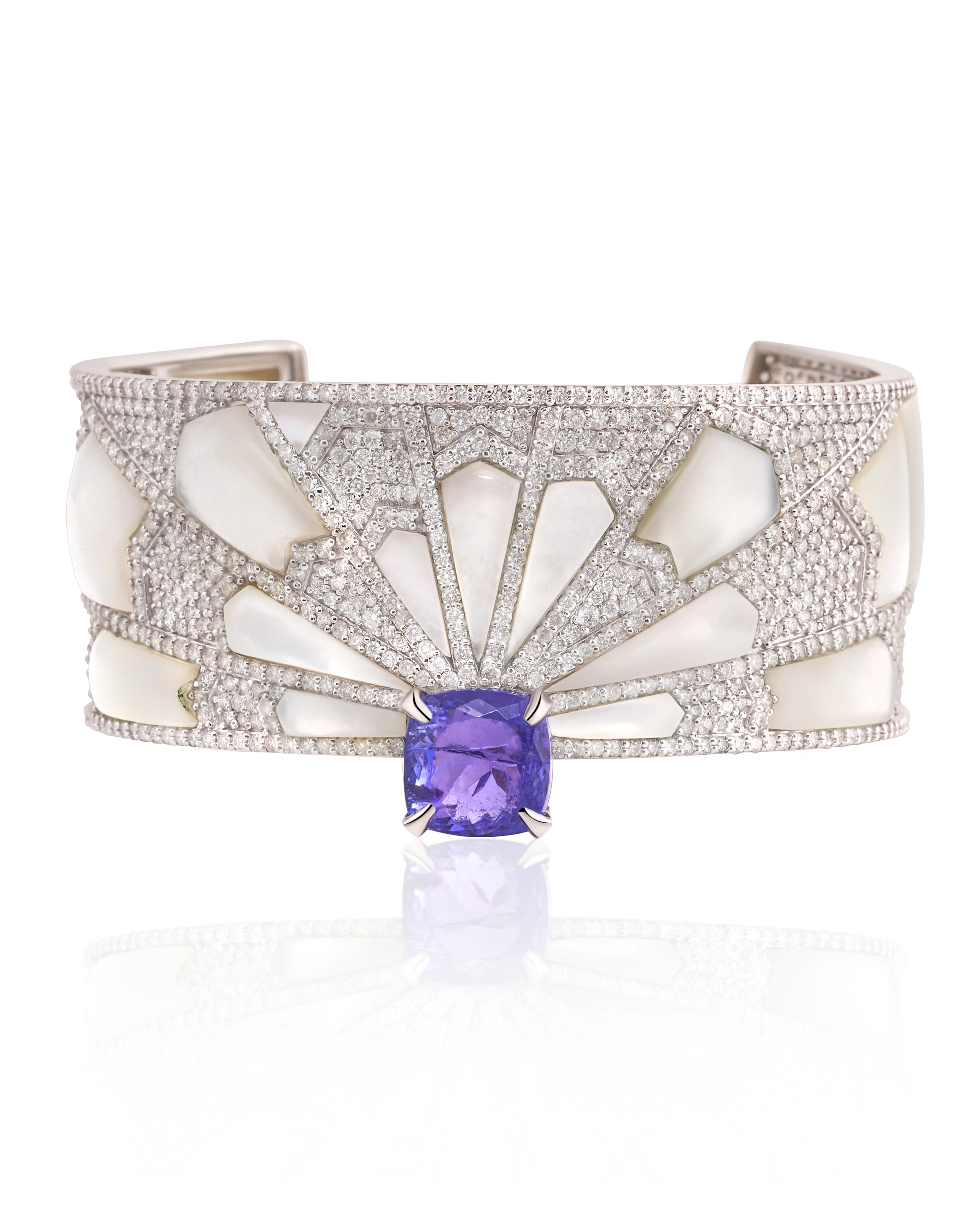 Starbust Tanzanite Cuff (Slim) | AMARIS JEWELS | Fine Jewelry