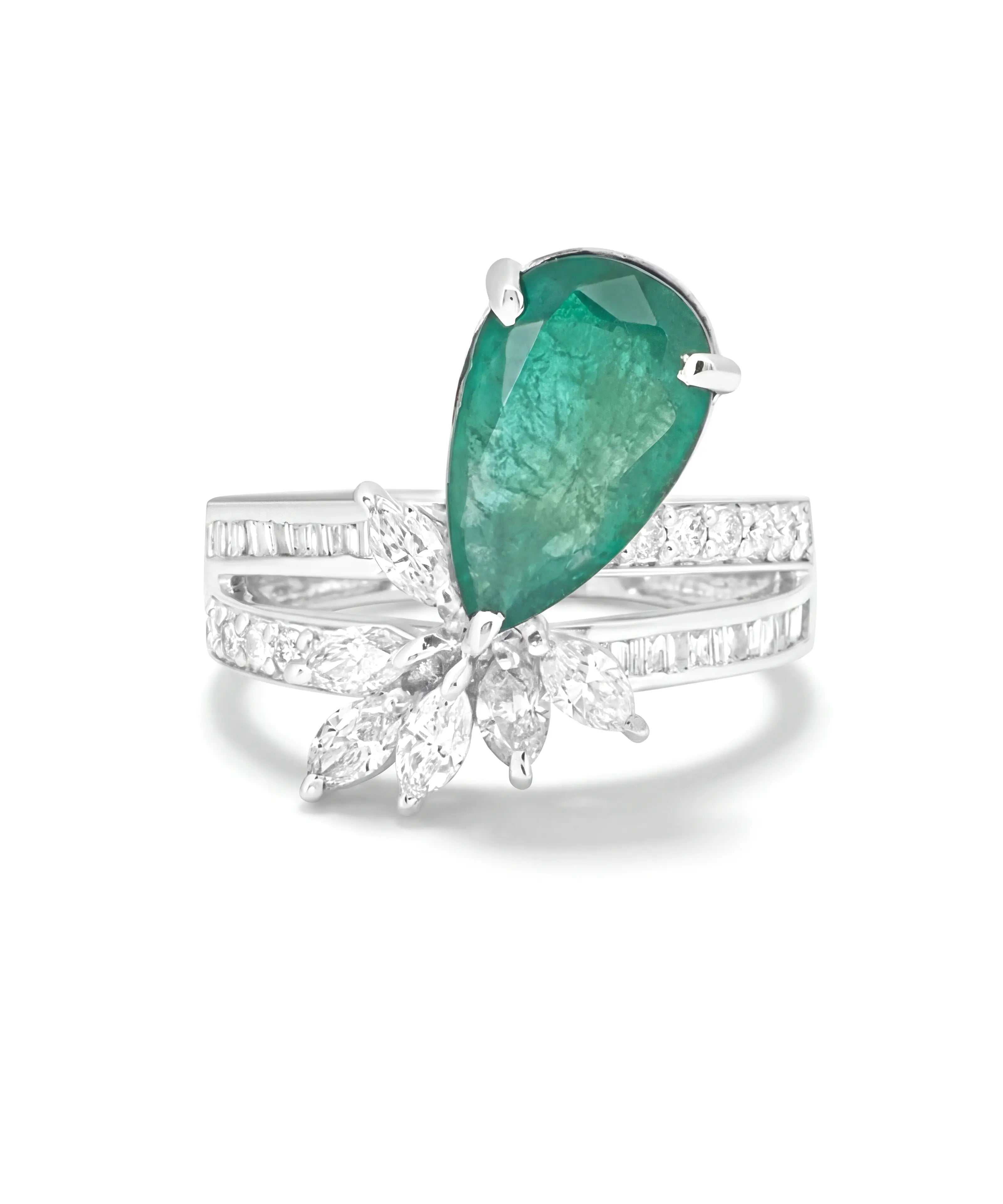Stargazer Emerald Ring | AMARIS JEWELS | Fine Jewelry