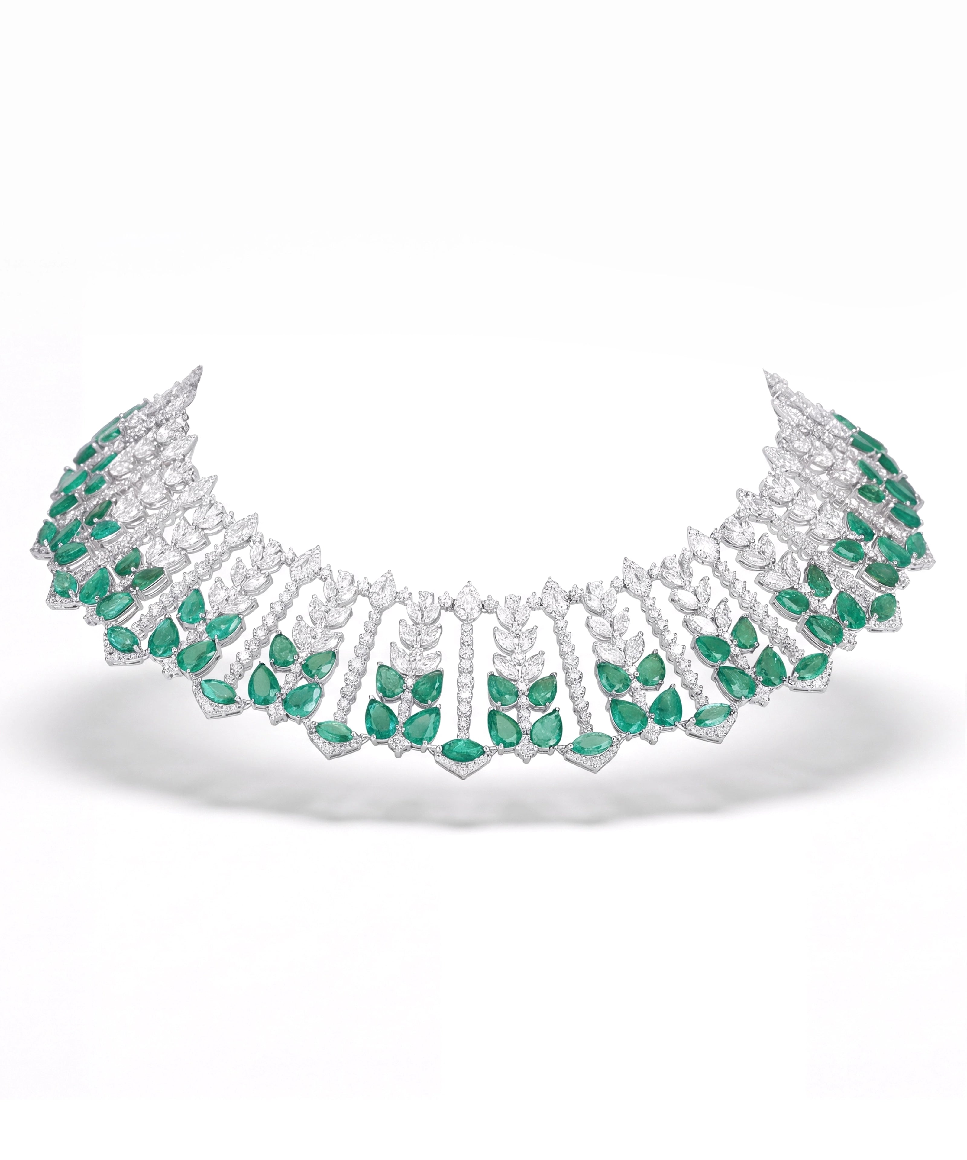 Sunburst Emerald Necklace | AMARIS JEWELS | Fine Jewelry