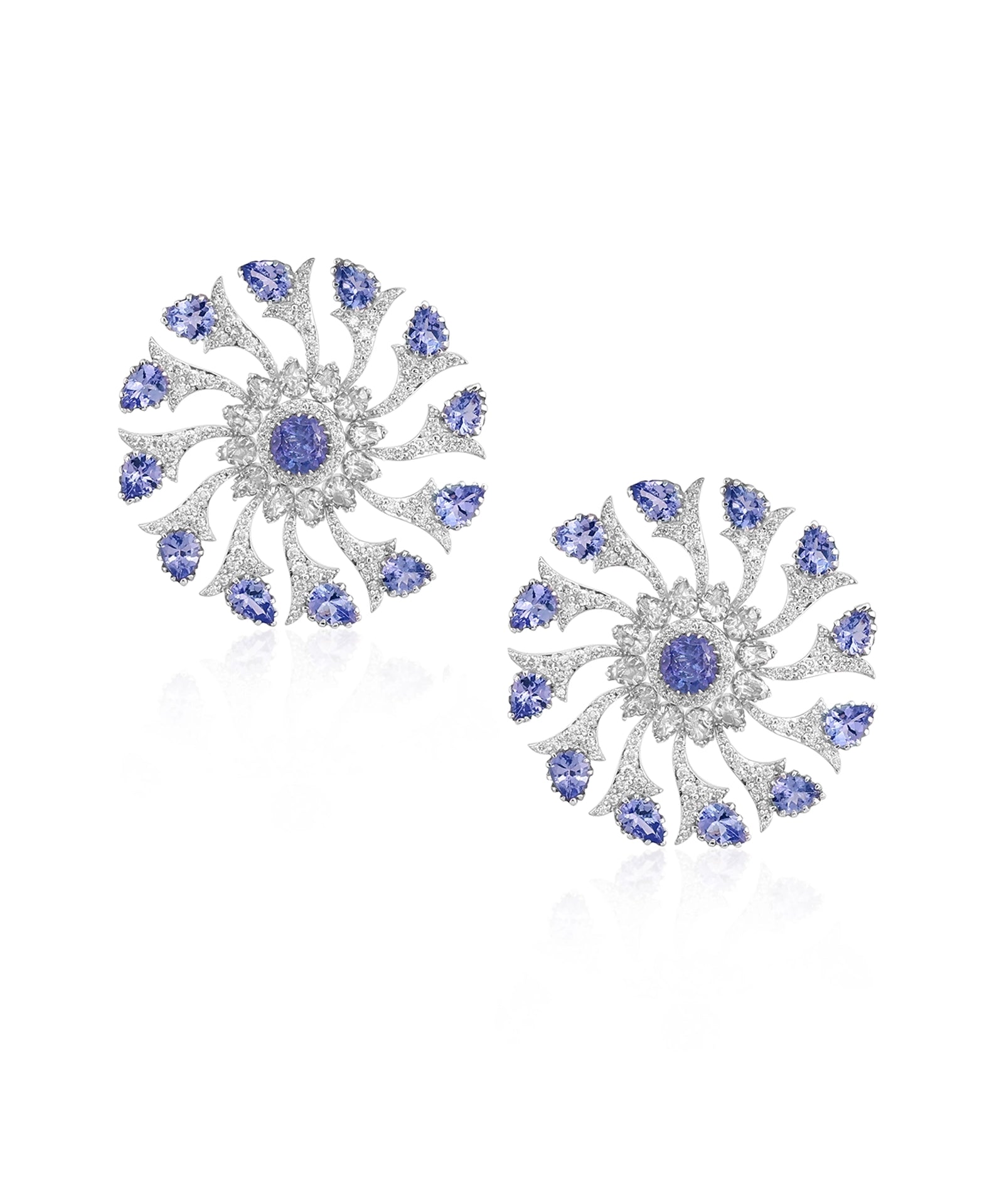 Tanzanite Bloom Earrings | AMARIS JEWELS | Fine Jewelry 