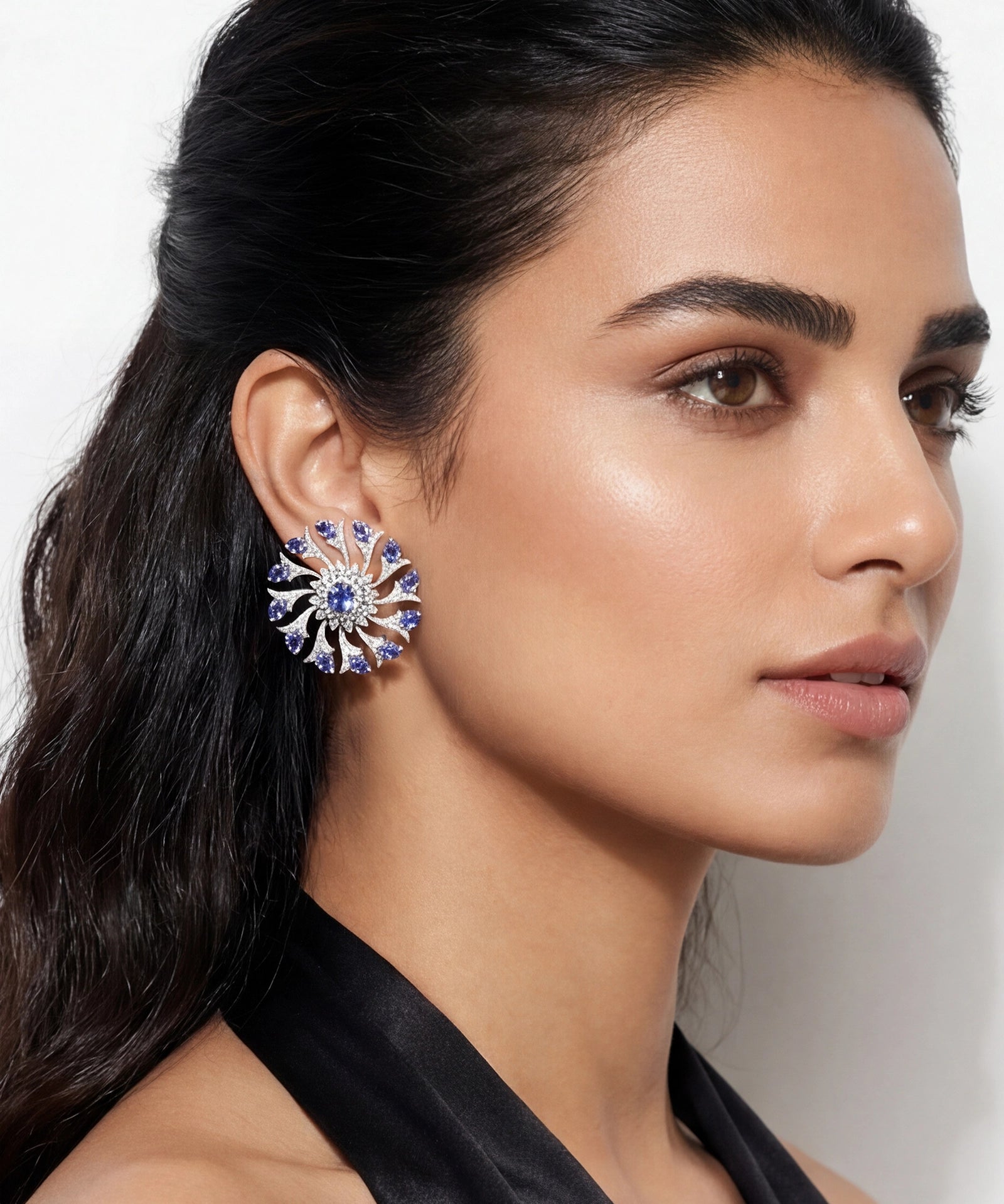 Tanzanite Bloom Earrings | AMARIS JEWELS | Fine Jewelry 
