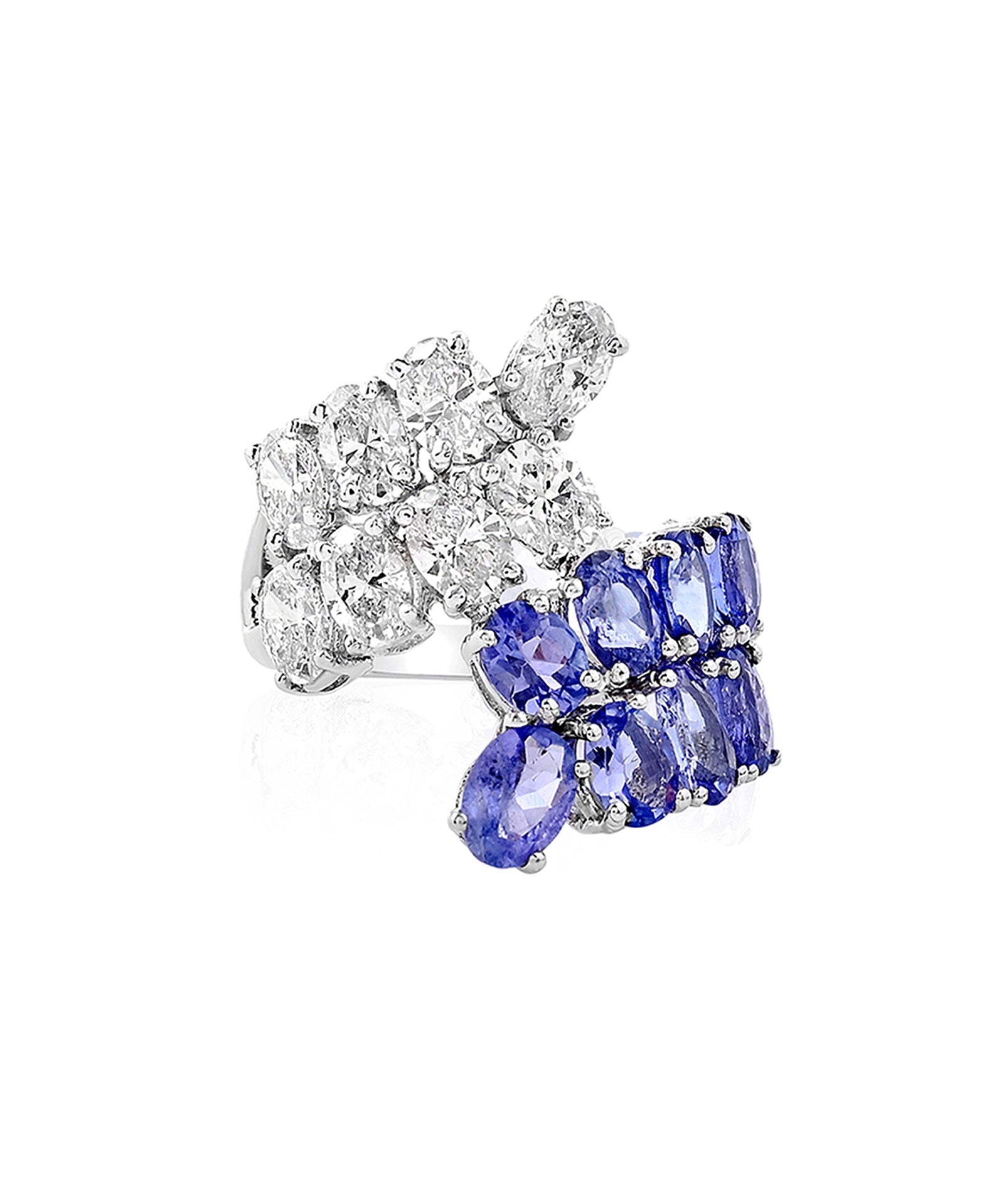 Tanzanite Blossom Ring | AMARIS JEWELS | Fine Jewelry 