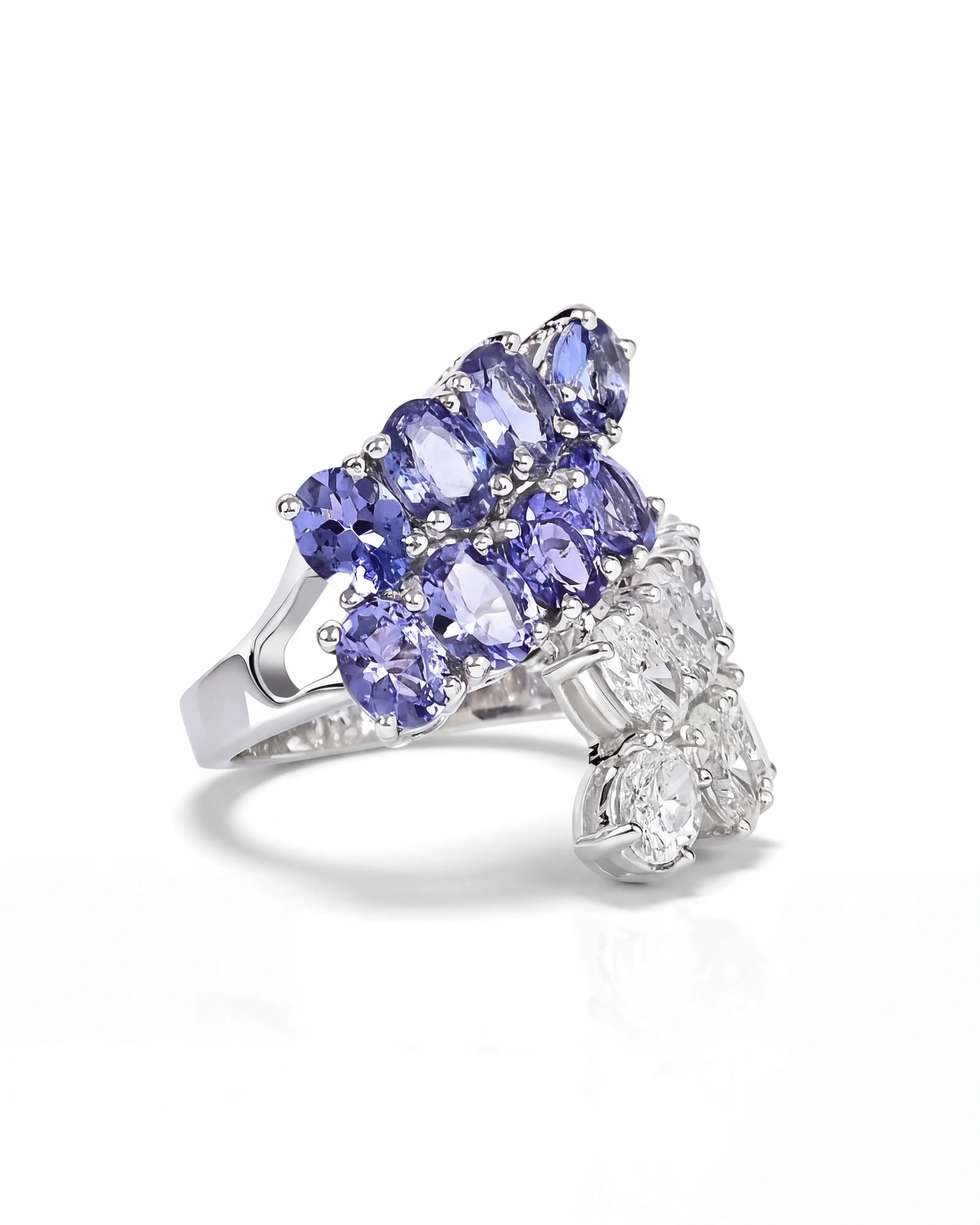 Tanzanite Blossom Ring | AMARIS JEWELS | Fine Jewelry