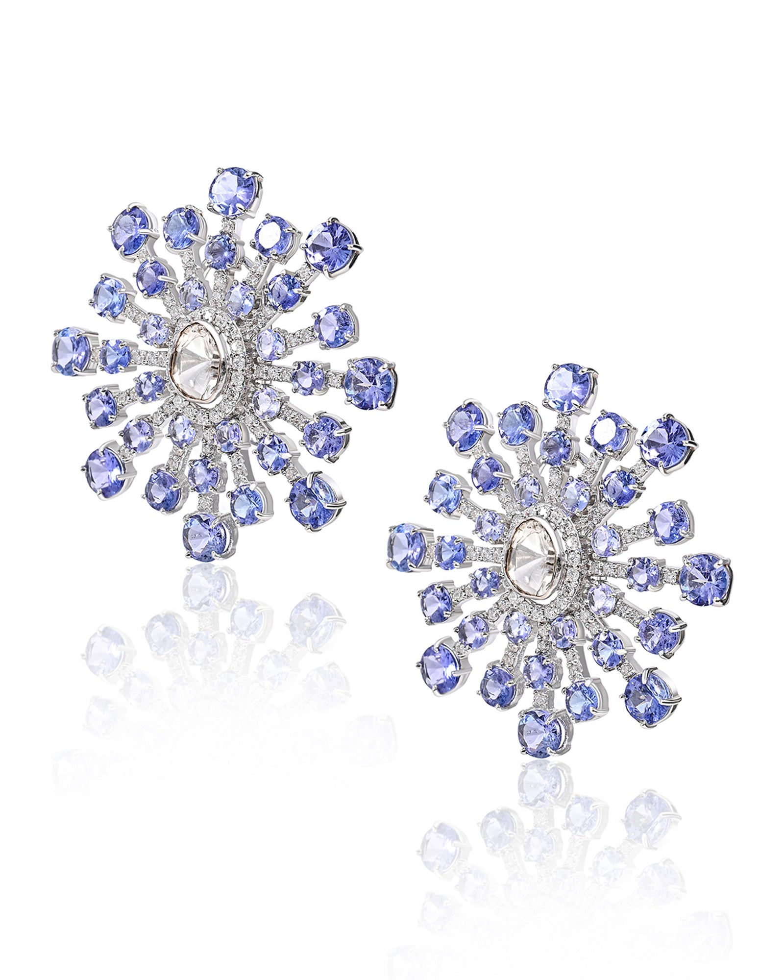 Tanzanite Dew Drop Earrings | AMARIS JEWELS | Fine Jewelry 